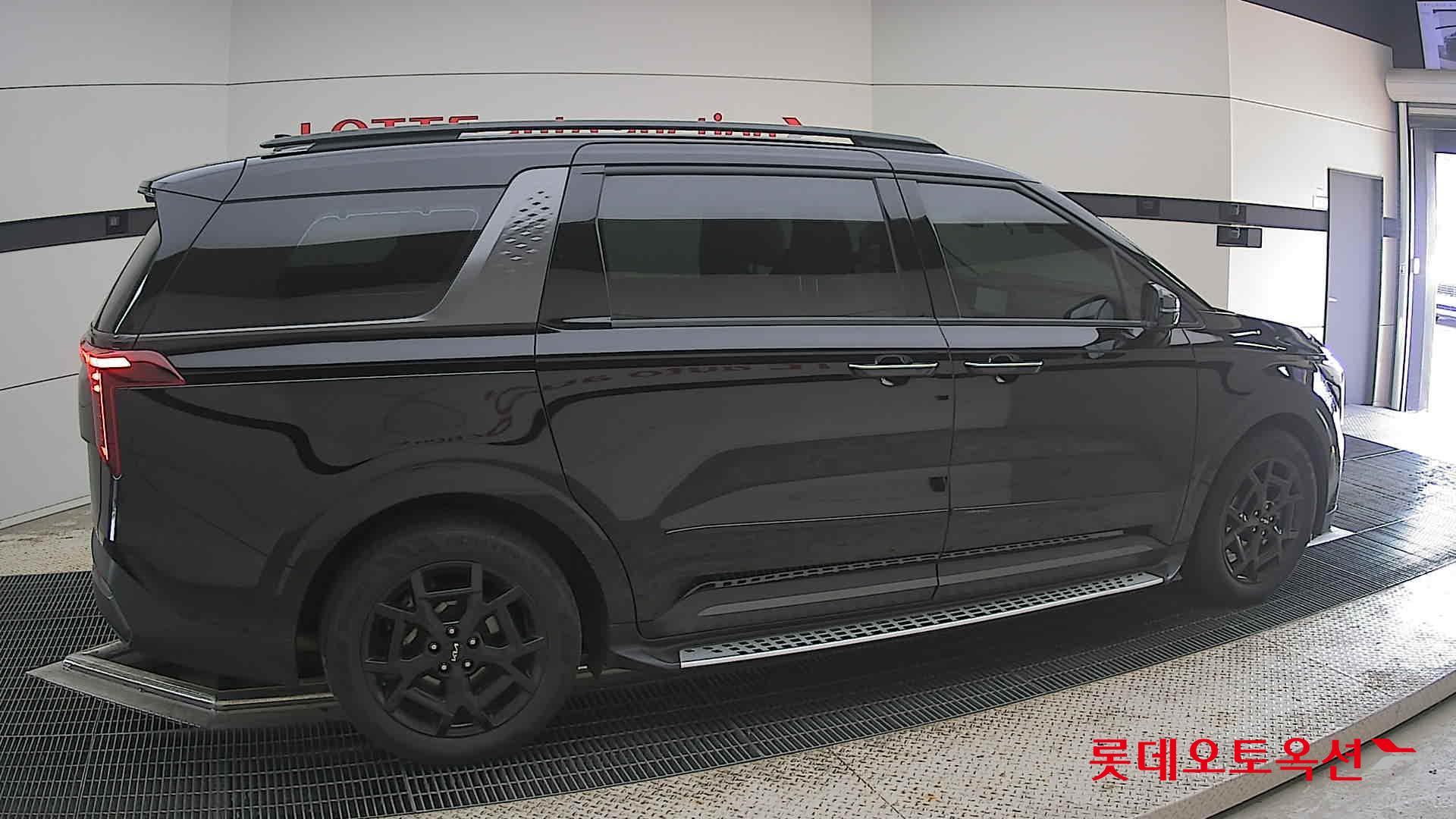 2025 - kia carnival