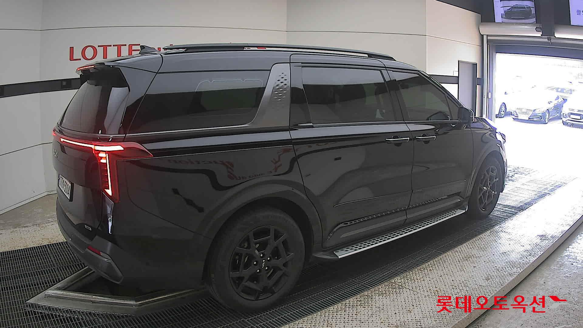 2025 - kia carnival