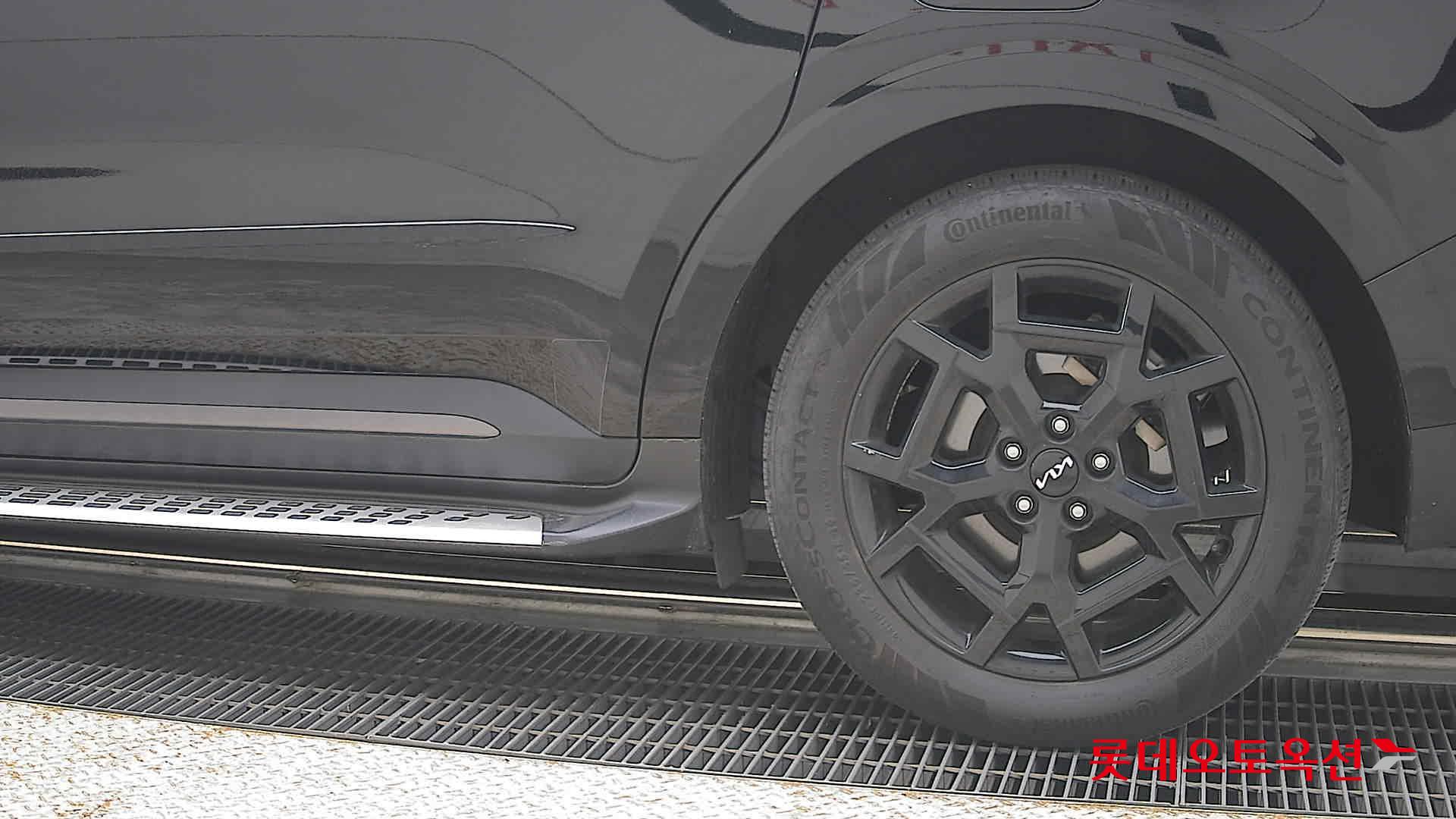 2025 - kia carnival