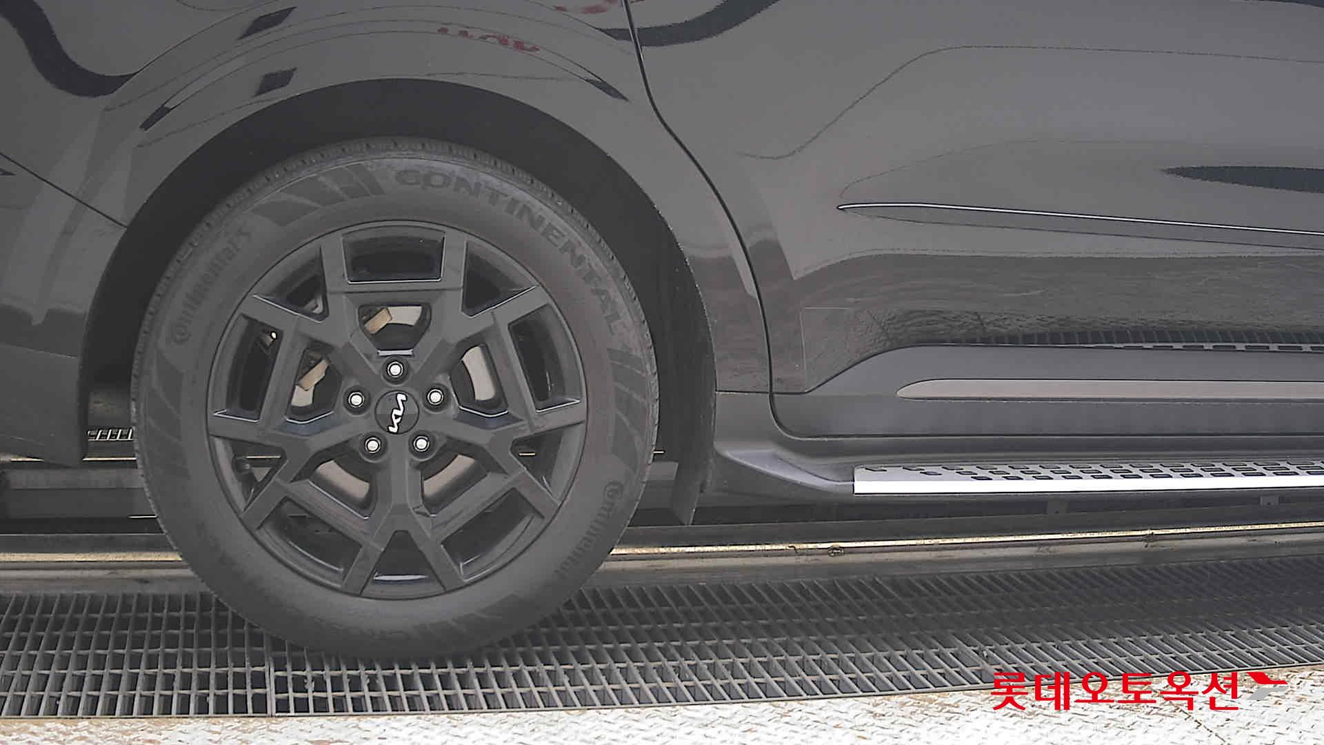 2025 - kia carnival