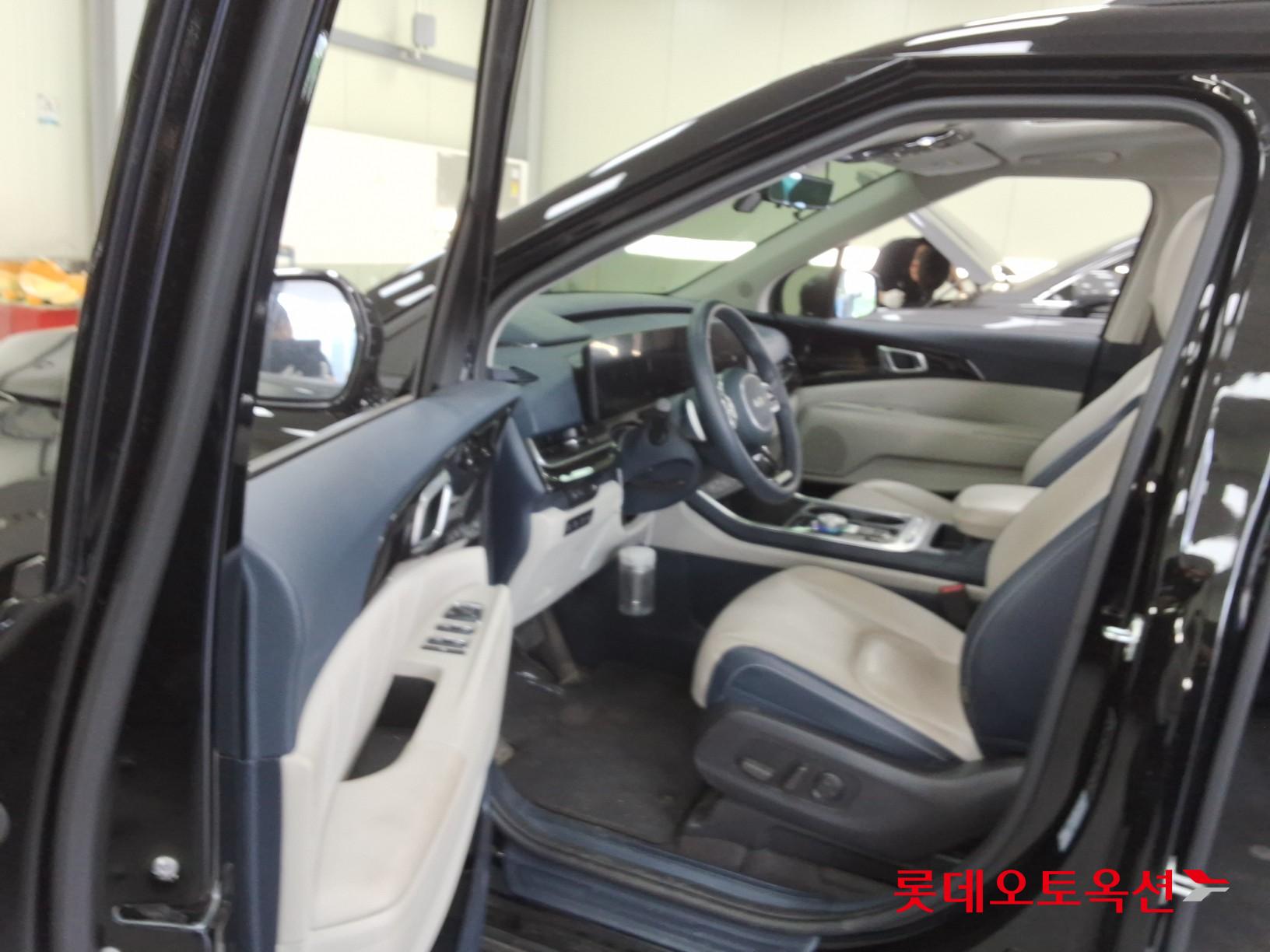 2025 - kia carnival