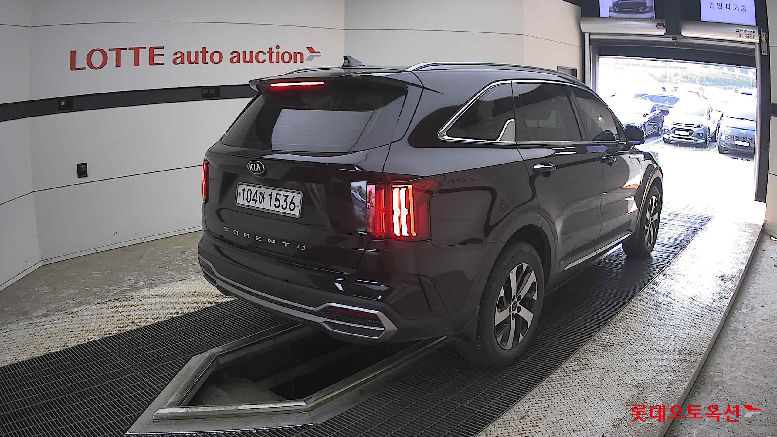 2021 - kia sorento