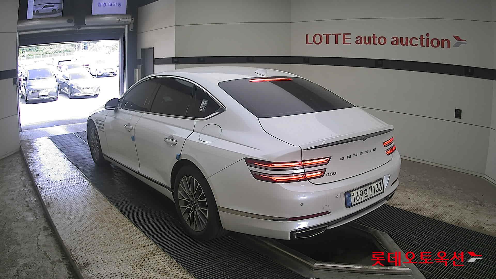 2022 - genesis g80