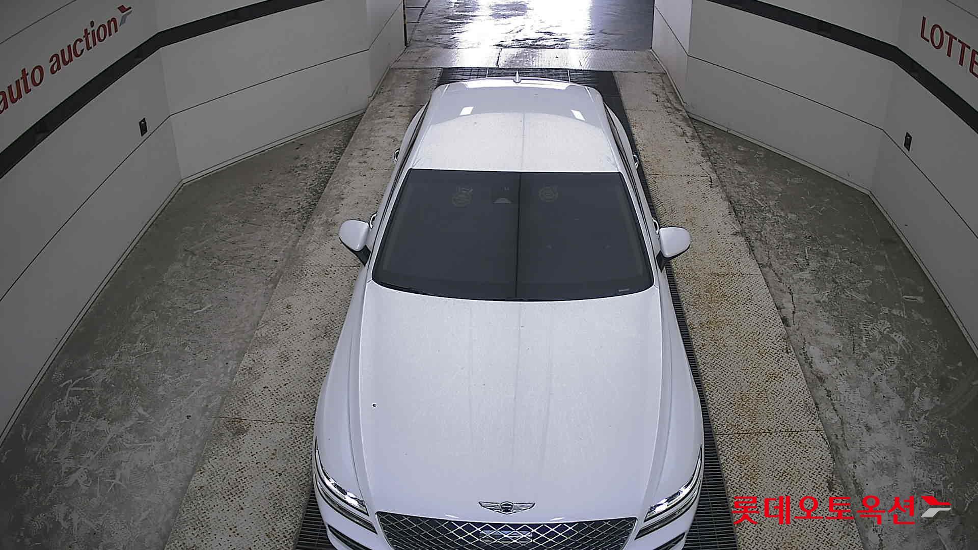 2022 - genesis g80
