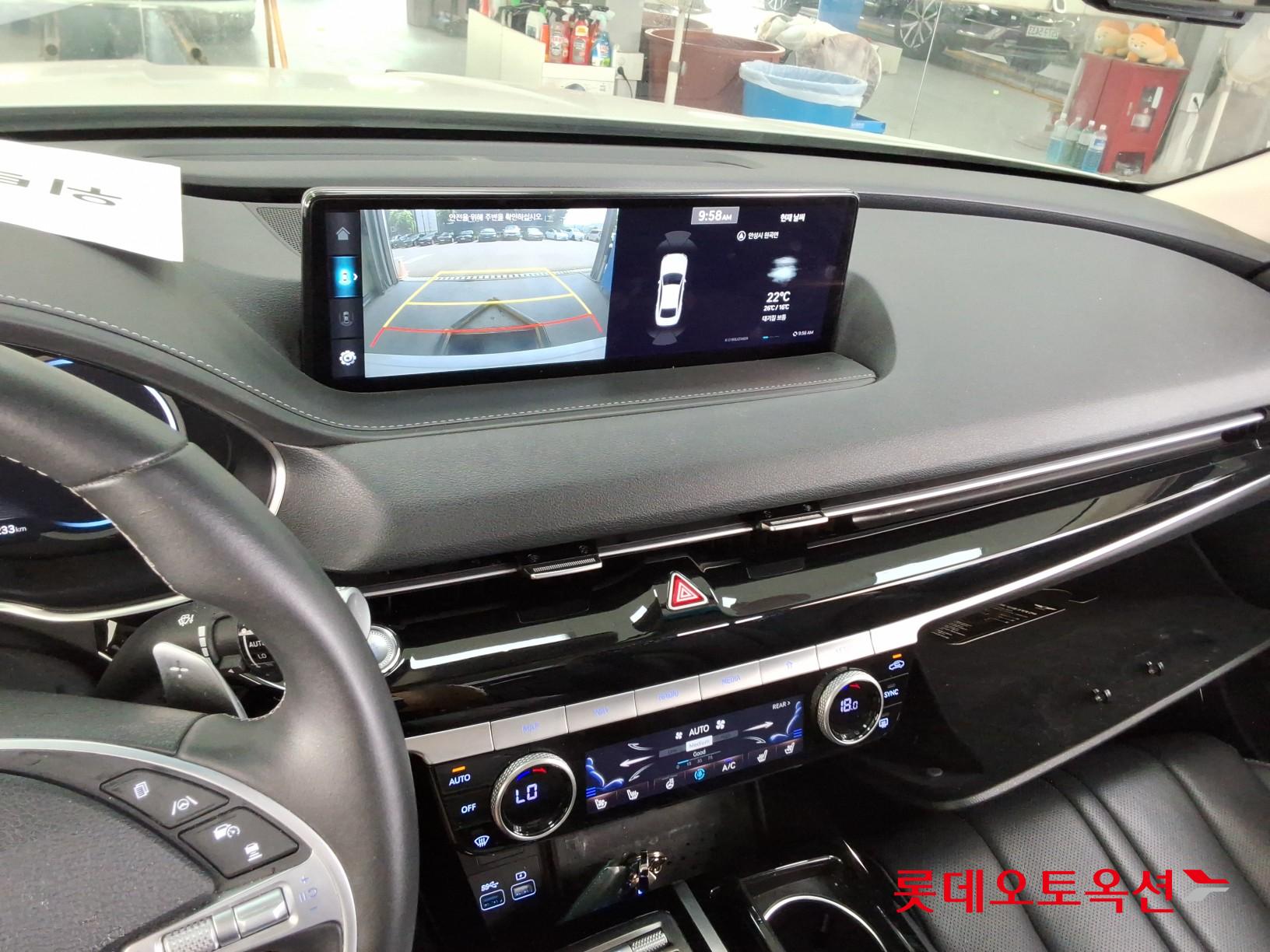 2022 - genesis g80