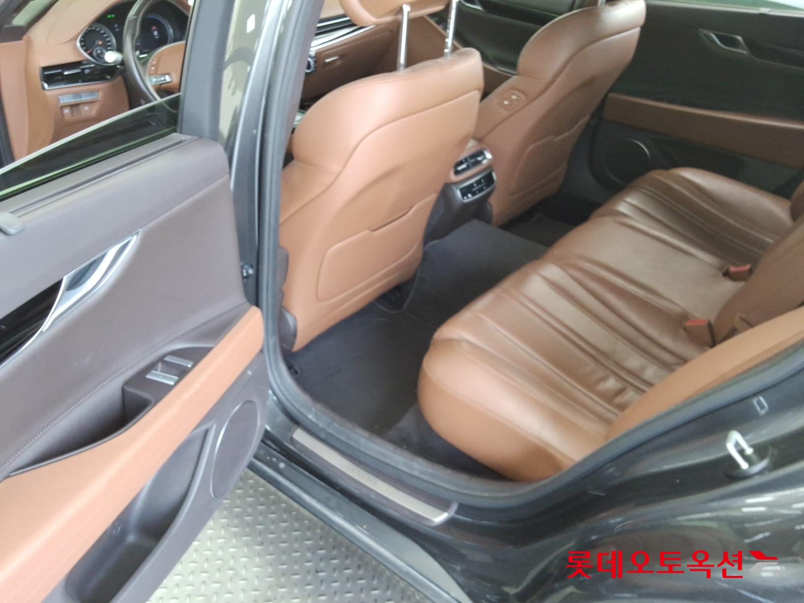 2021 - genesis g80