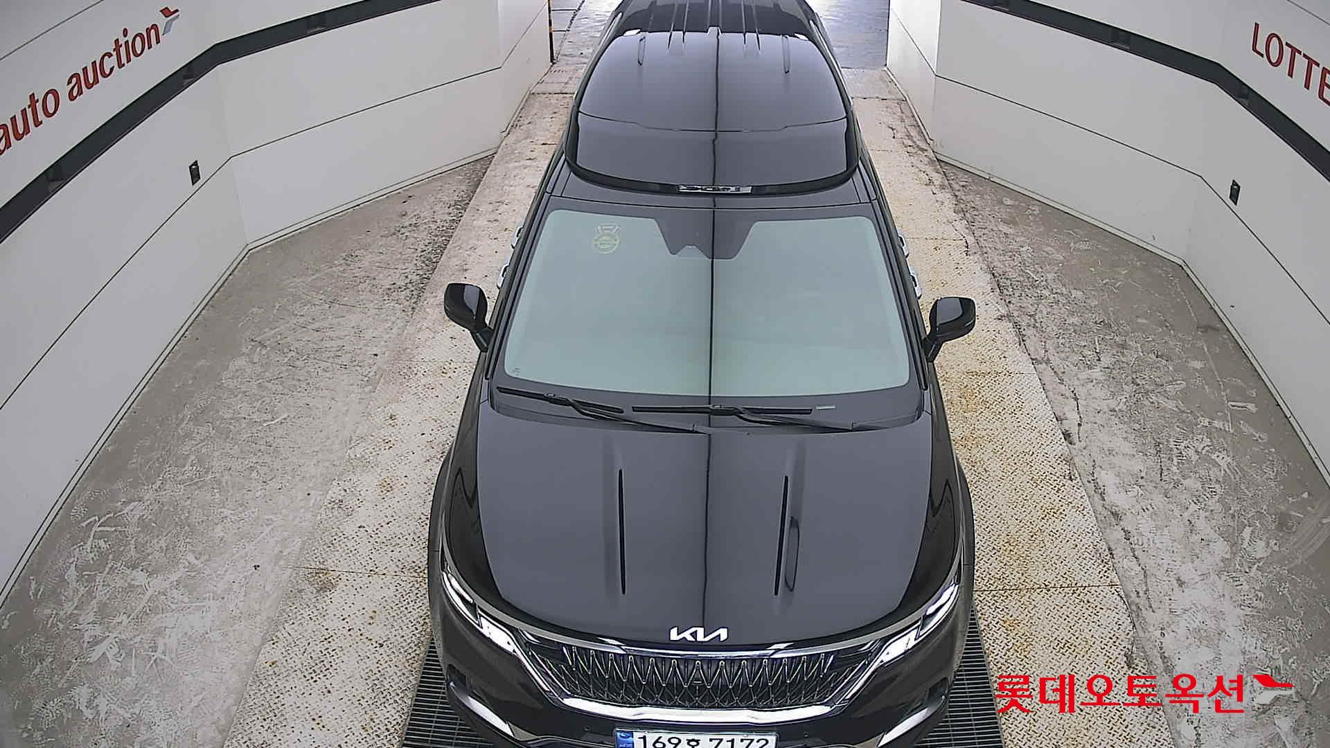 2023 - kia carnival