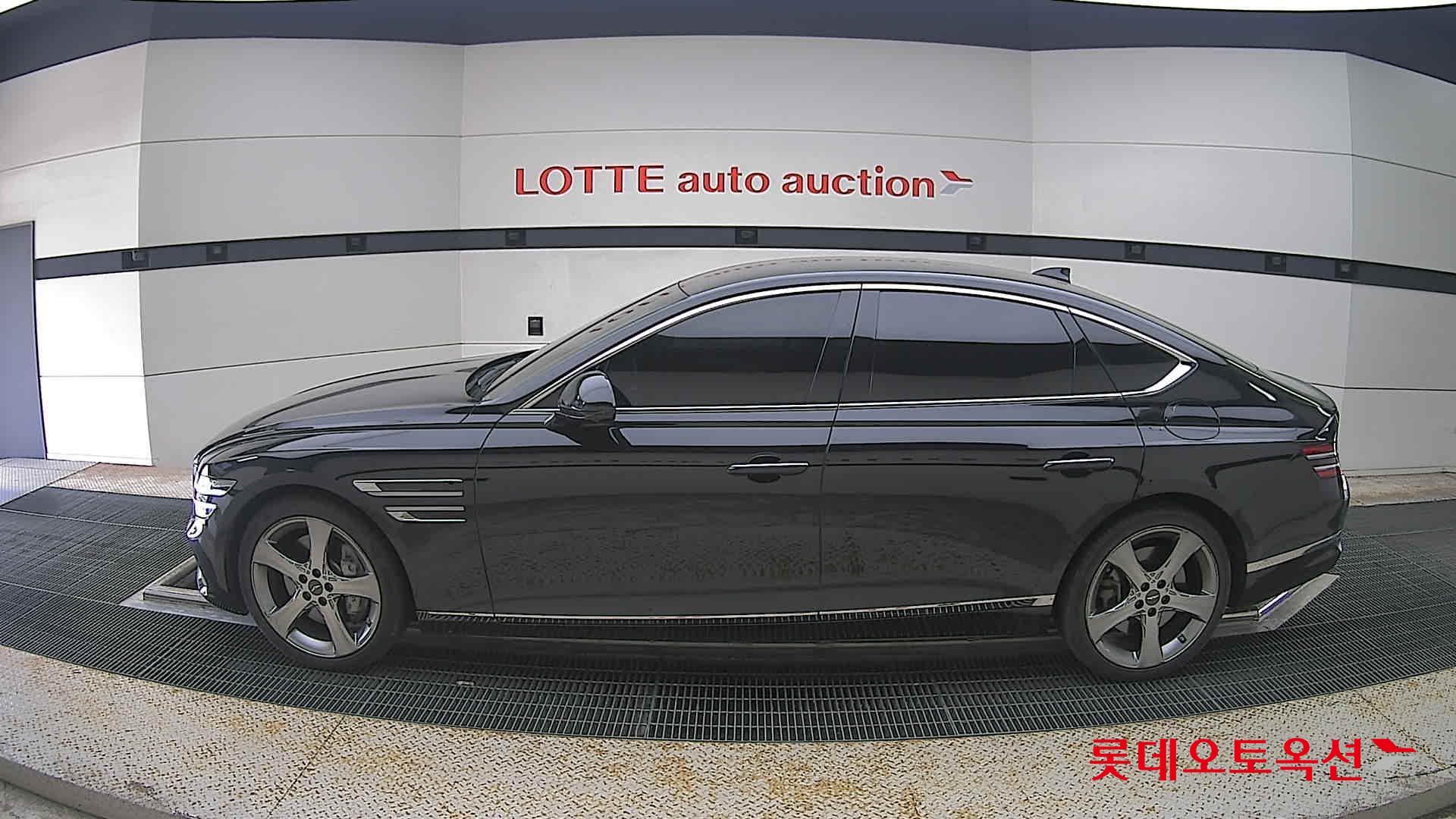 2022 - genesis g80
