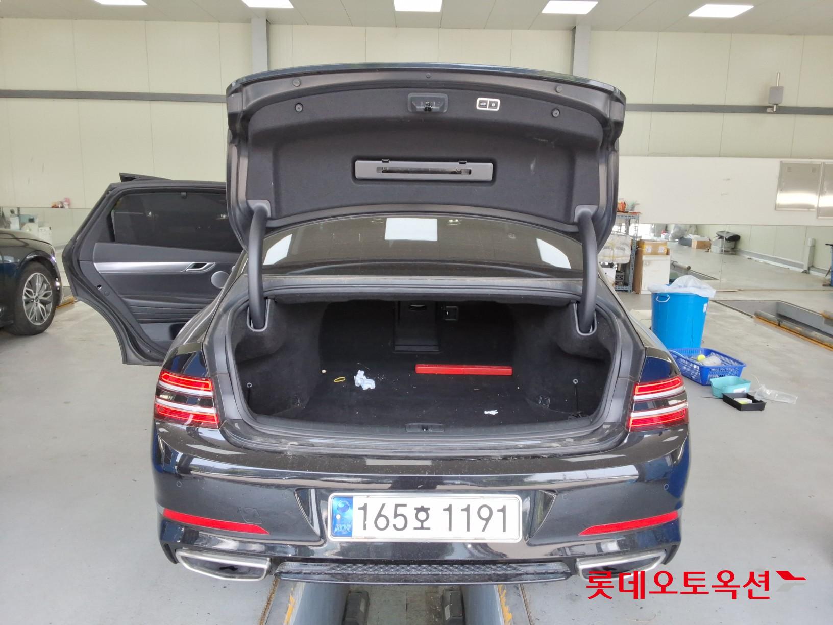 2022 - genesis g80