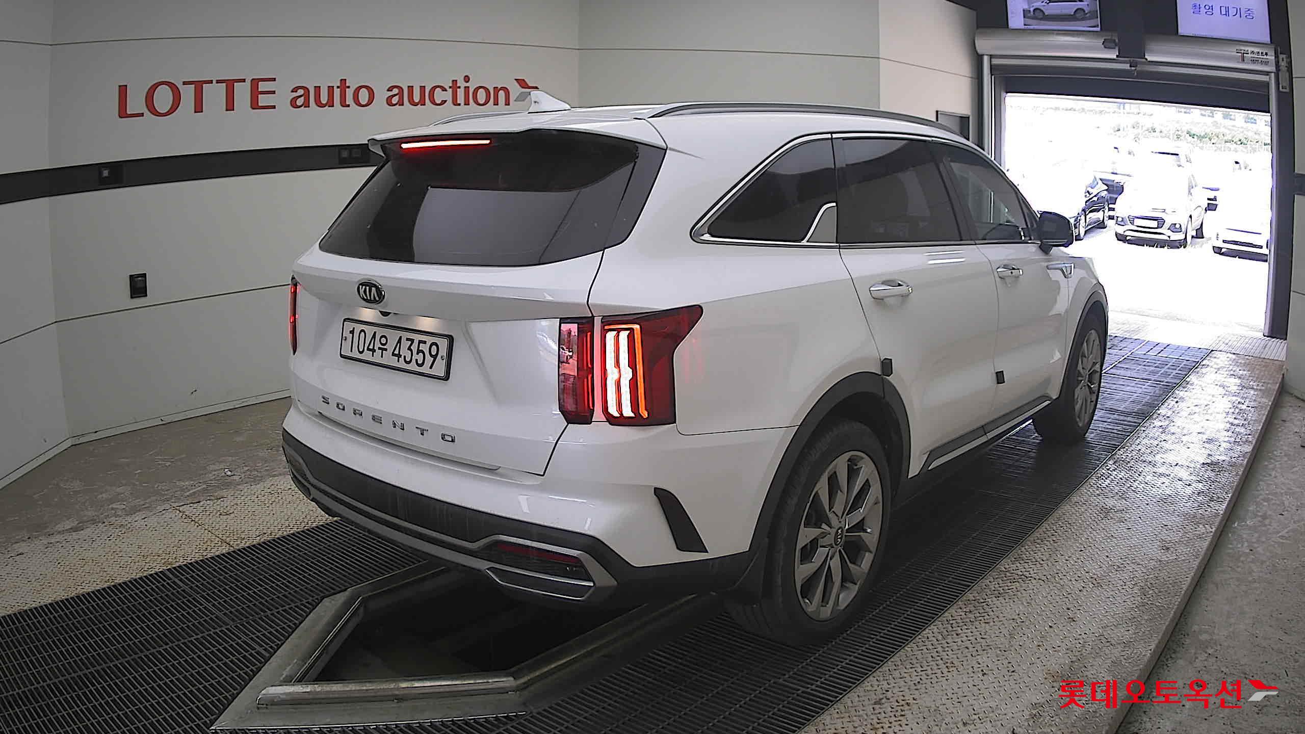 2021 - kia sorento