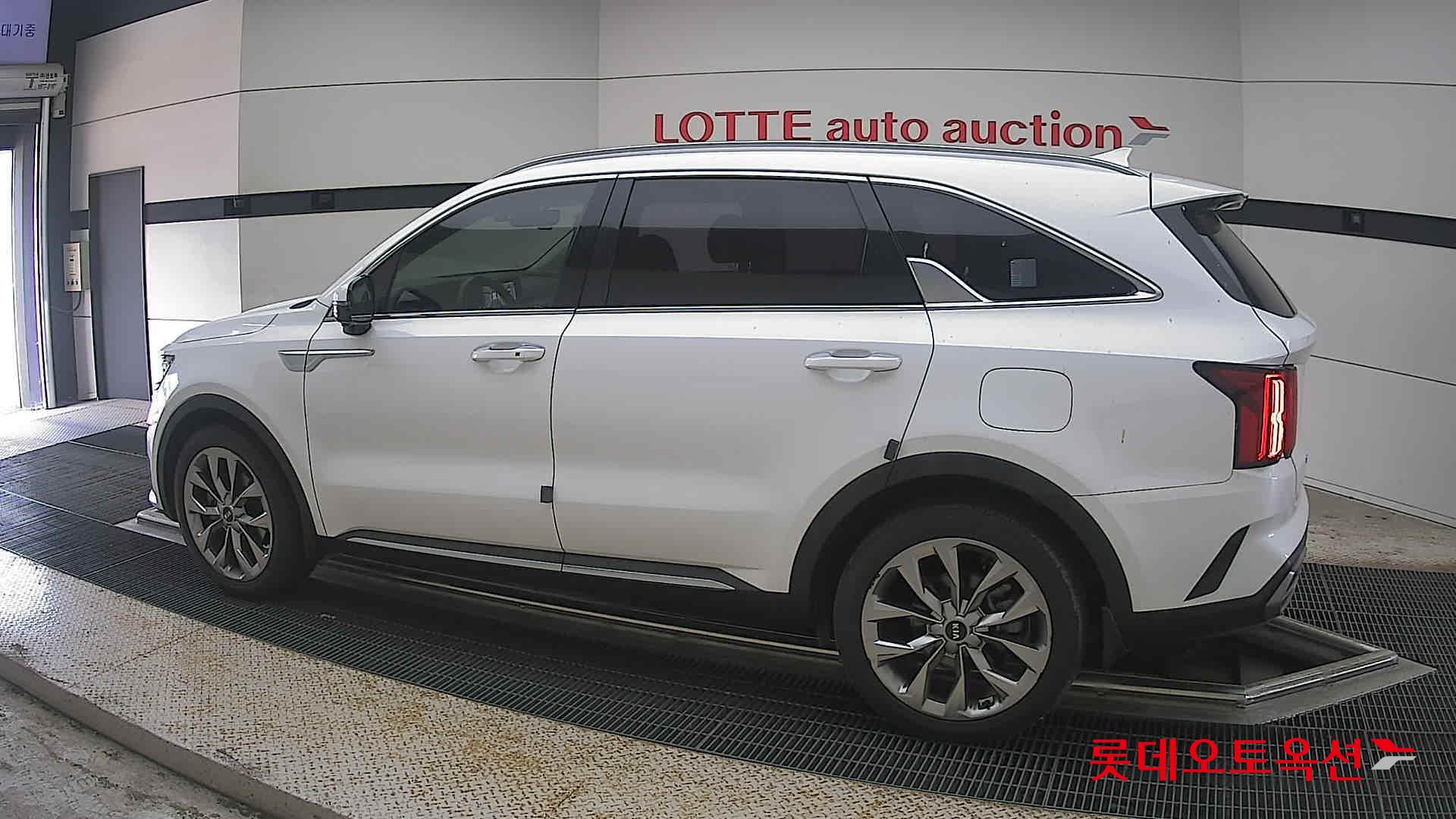 2021 - kia sorento