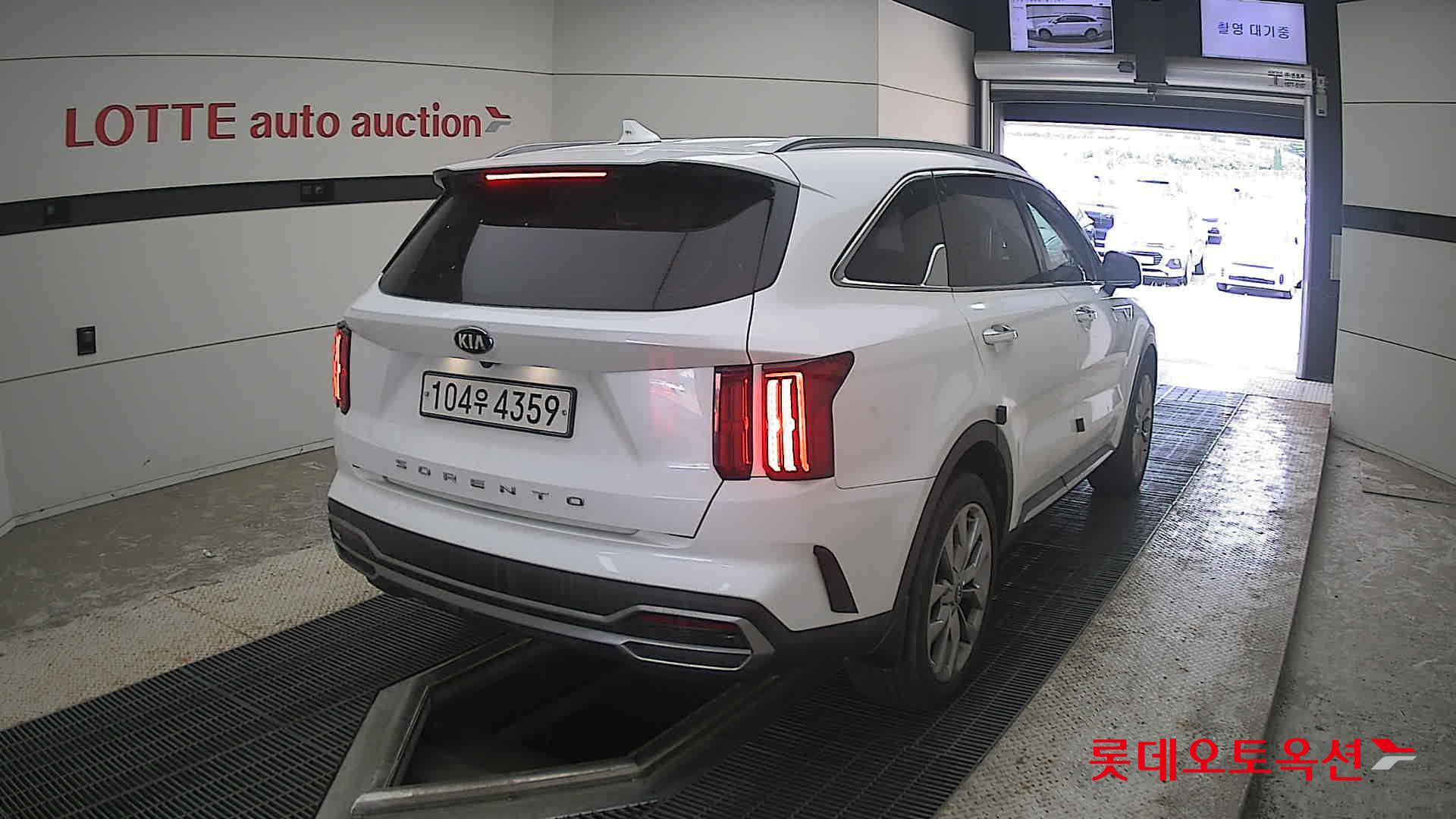 2021 - kia sorento