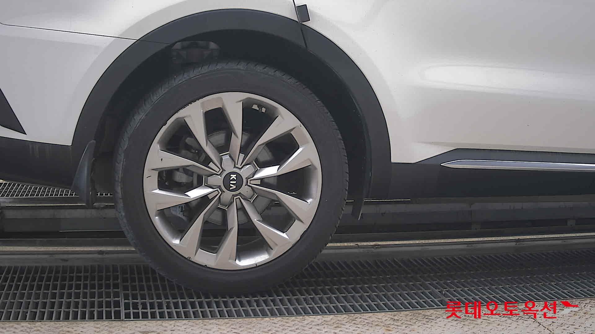 2021 - kia sorento