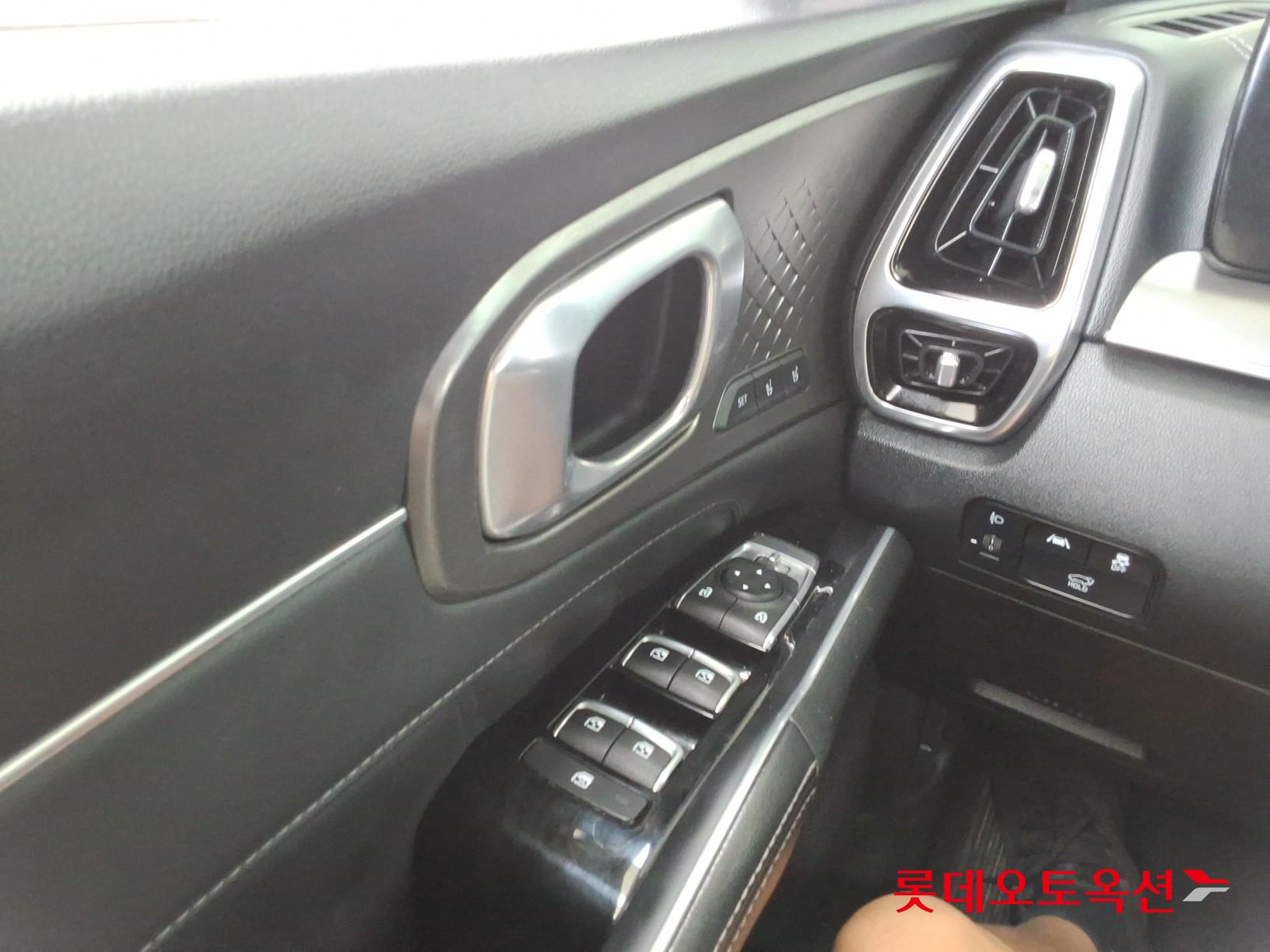 2021 - kia sorento