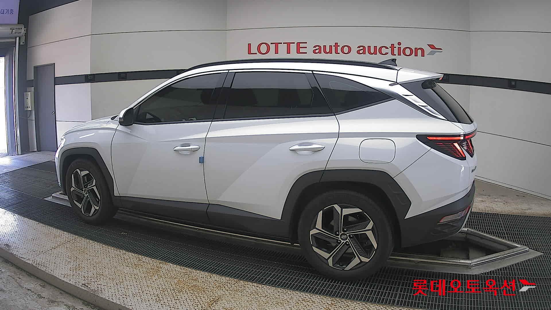 2022 - hyundai tucson
