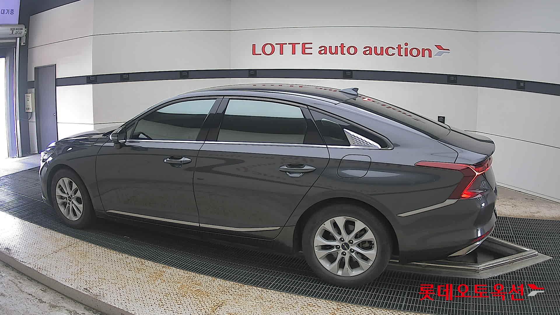 2023 - kia k8