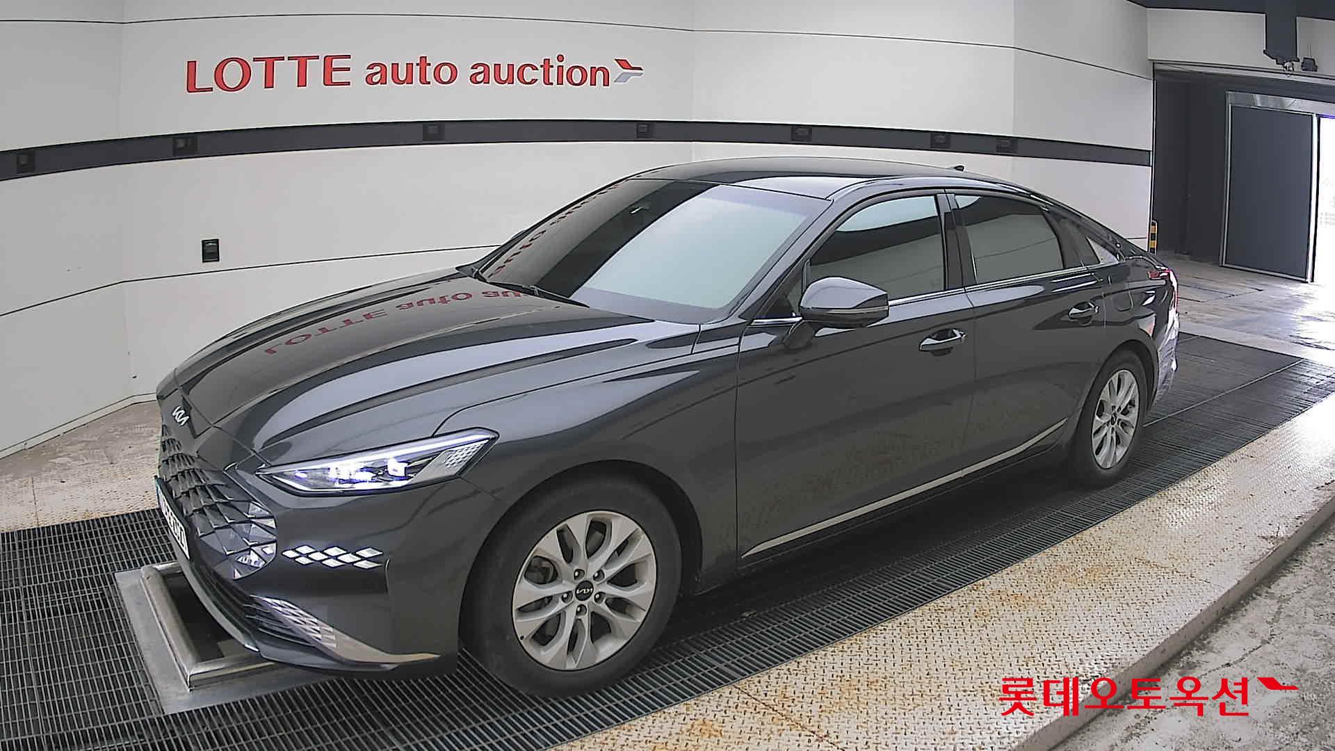 2023 - kia k8