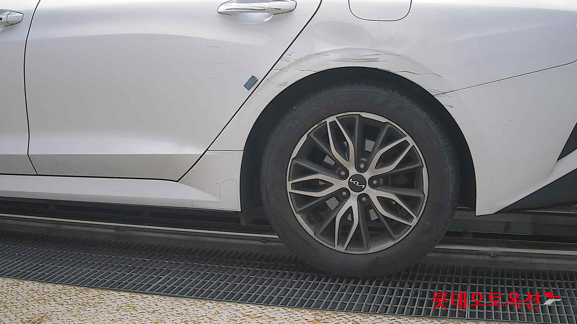 2022 - kia k5