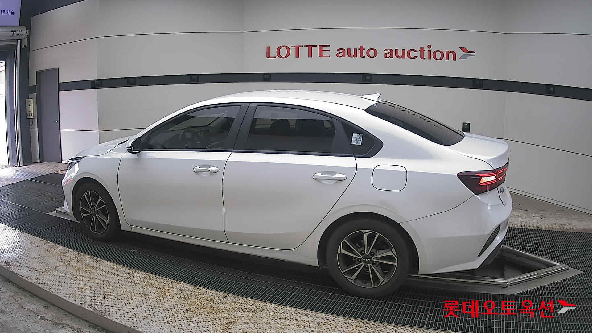 2022 - kia k3