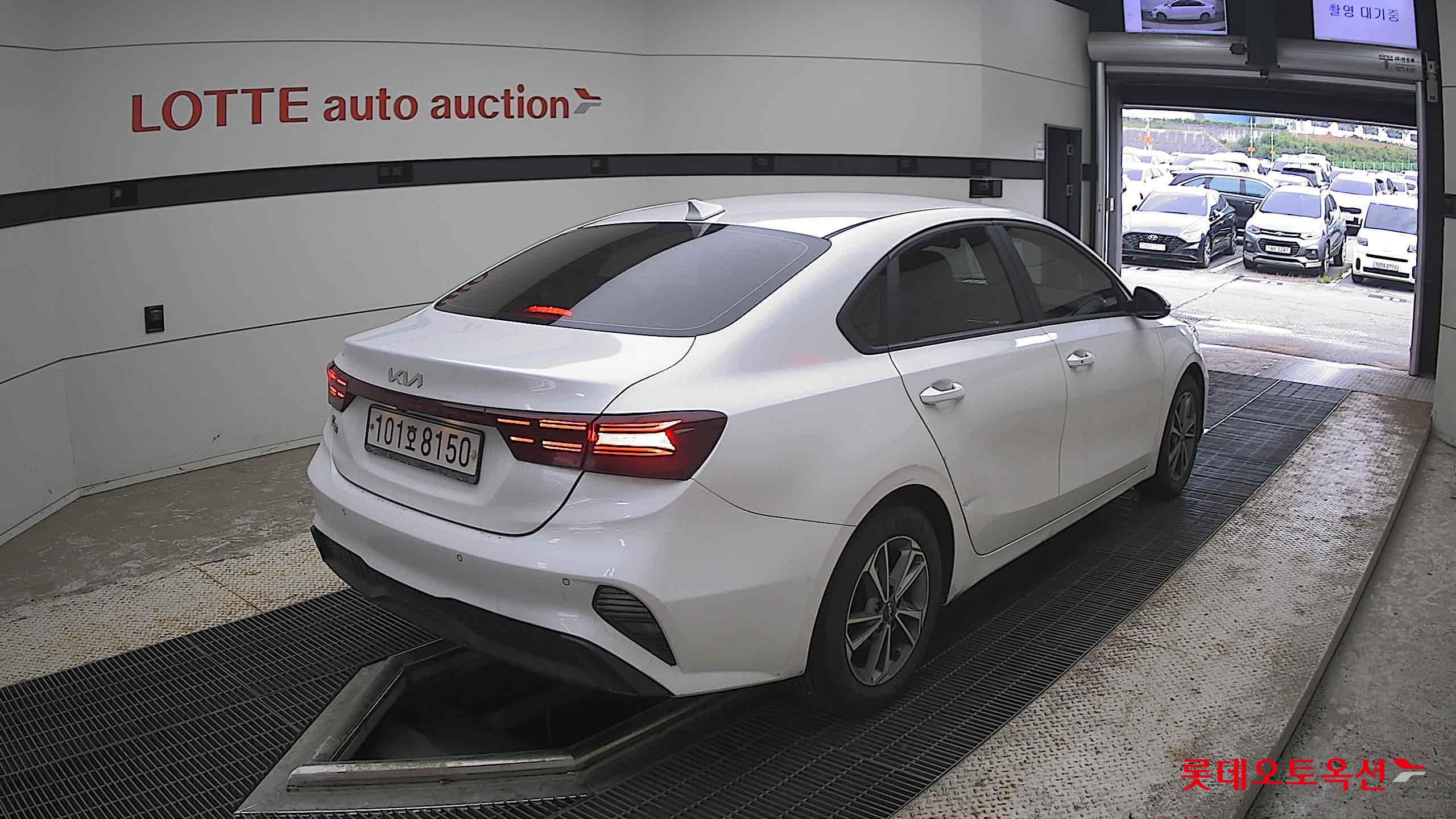 2022 - kia k3