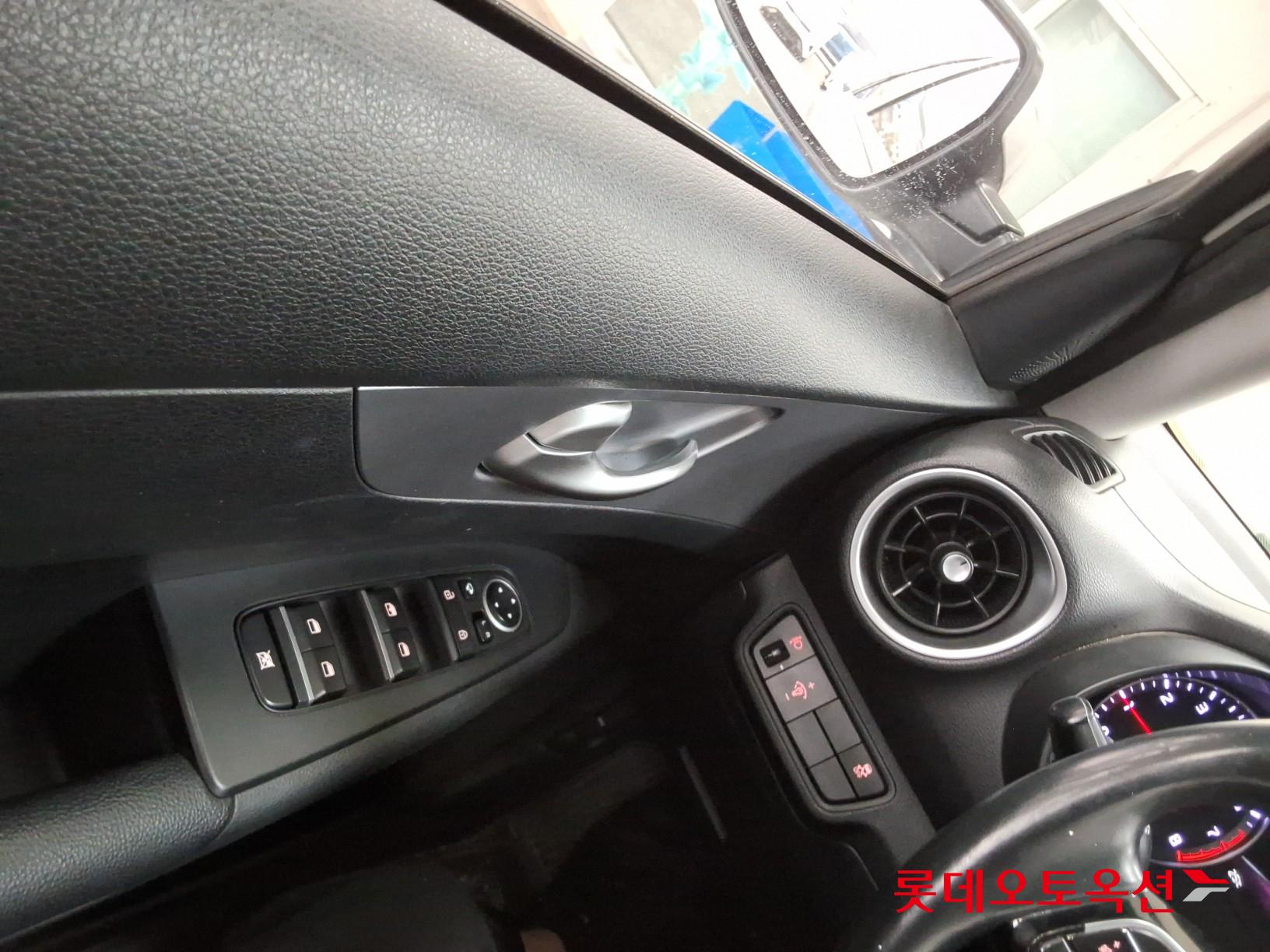 2022 - kia k3