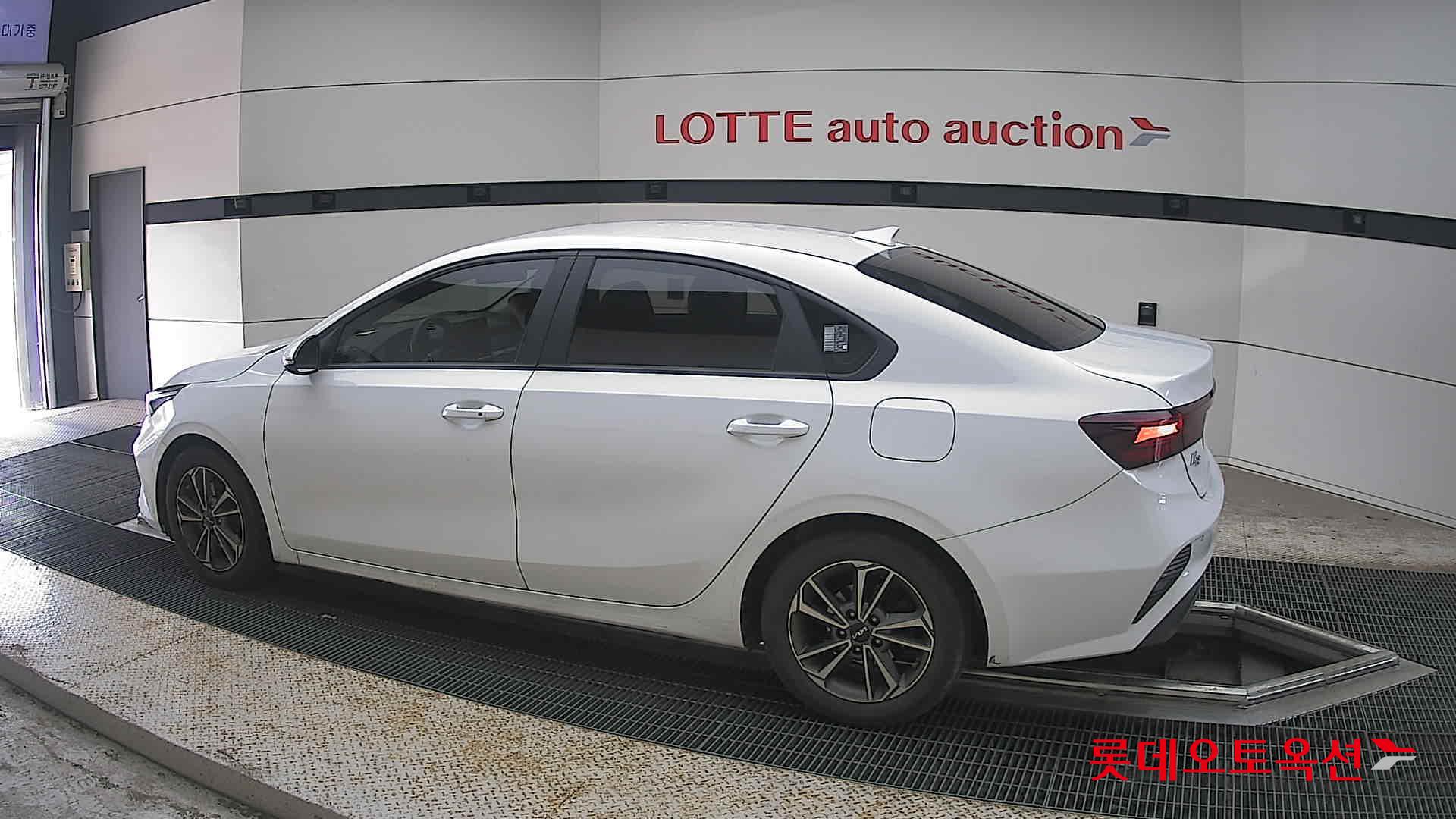 2022 - kia k3