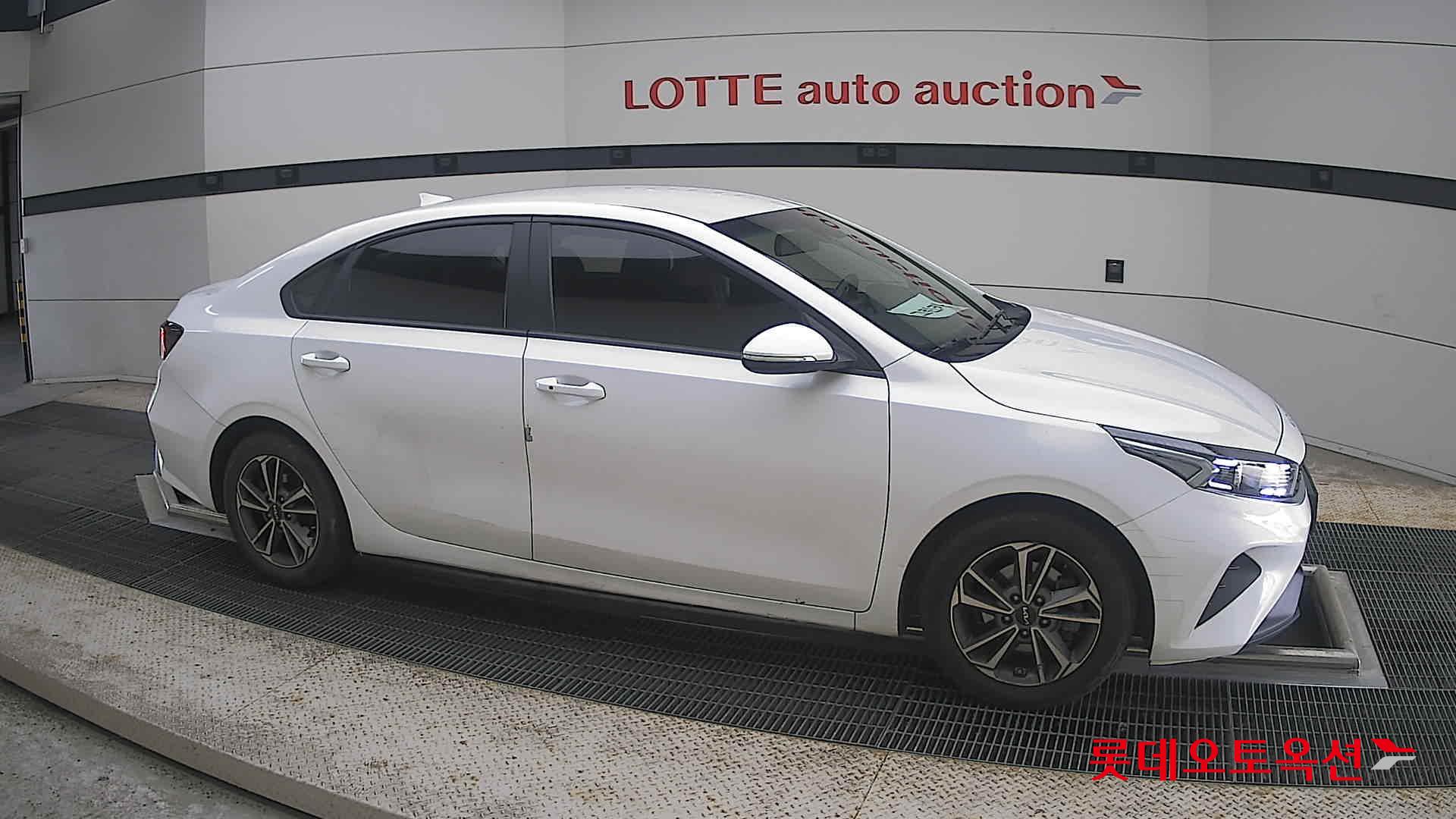 2022 - kia k3