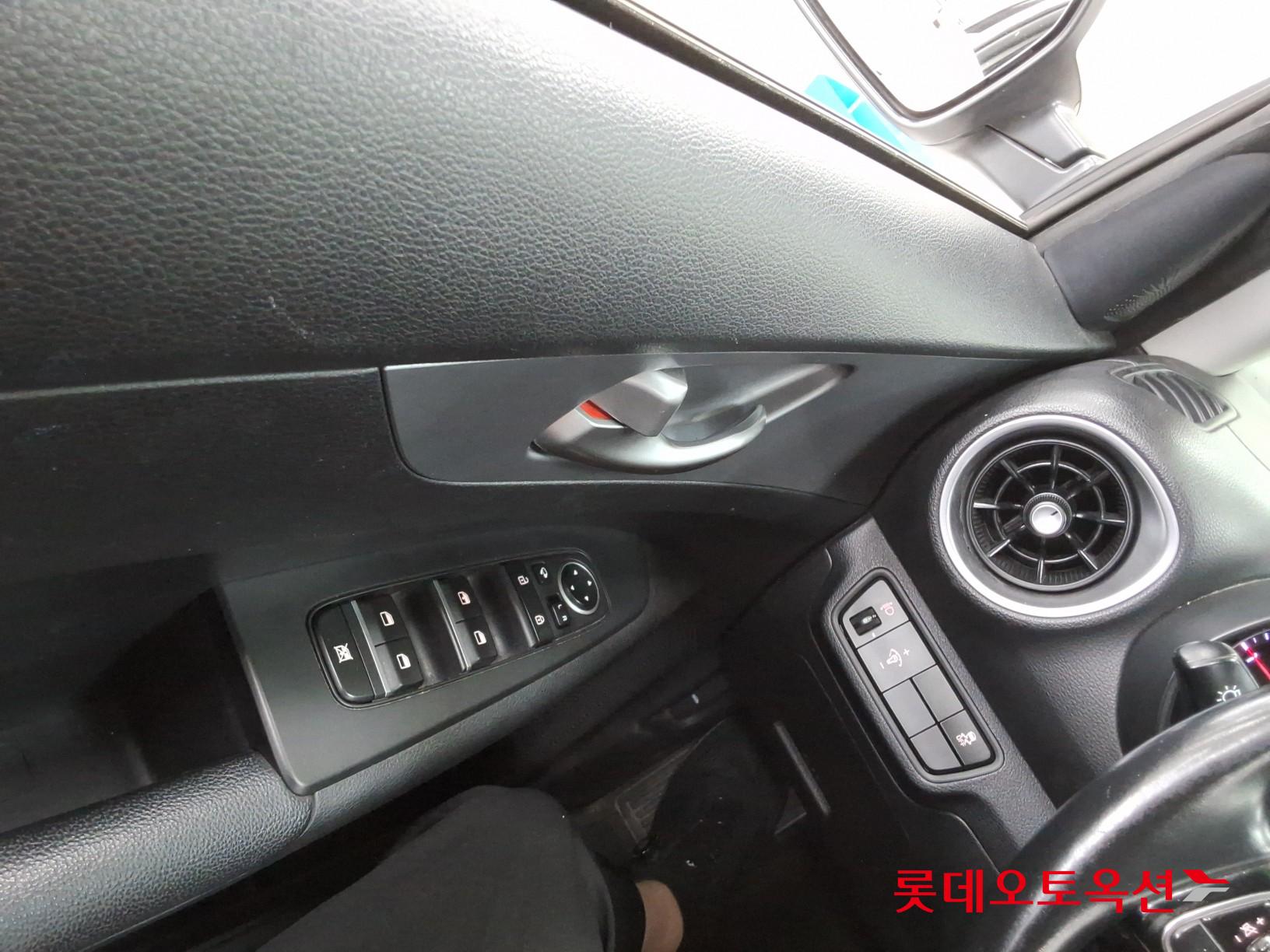 2022 - kia k3