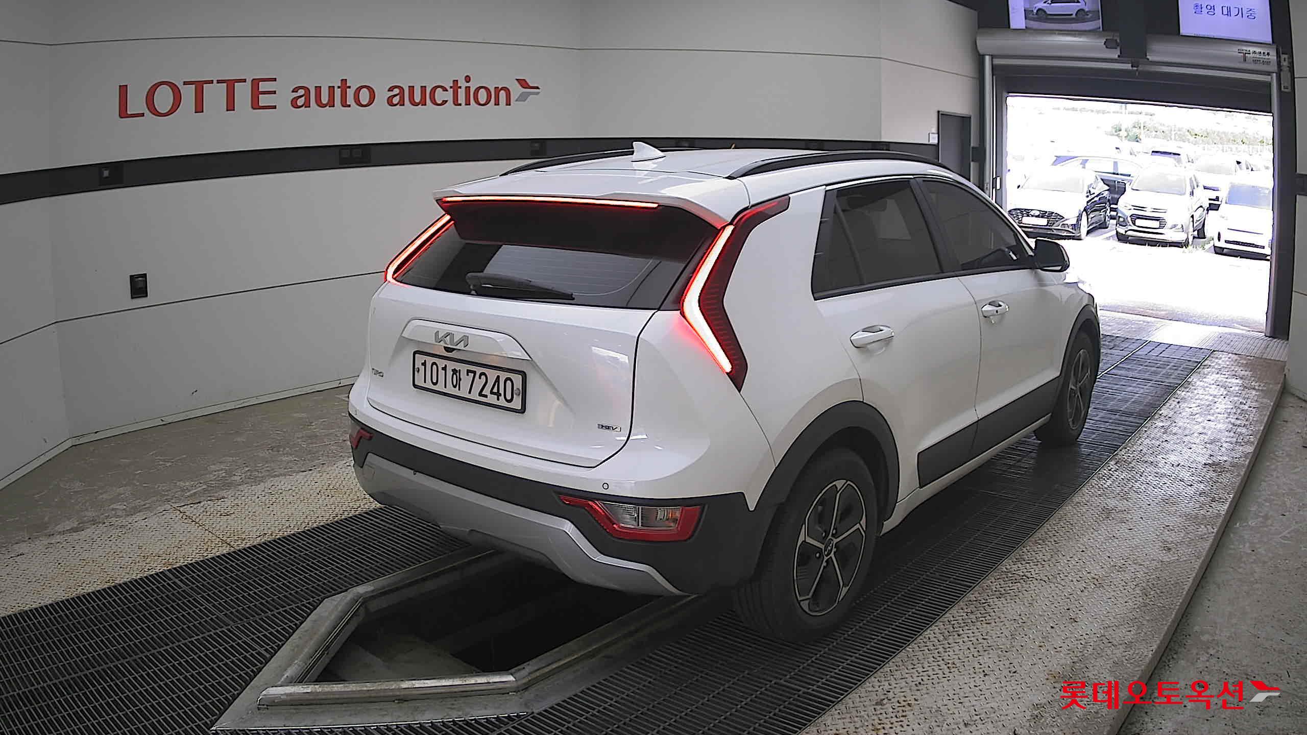 2022 - kia niro
