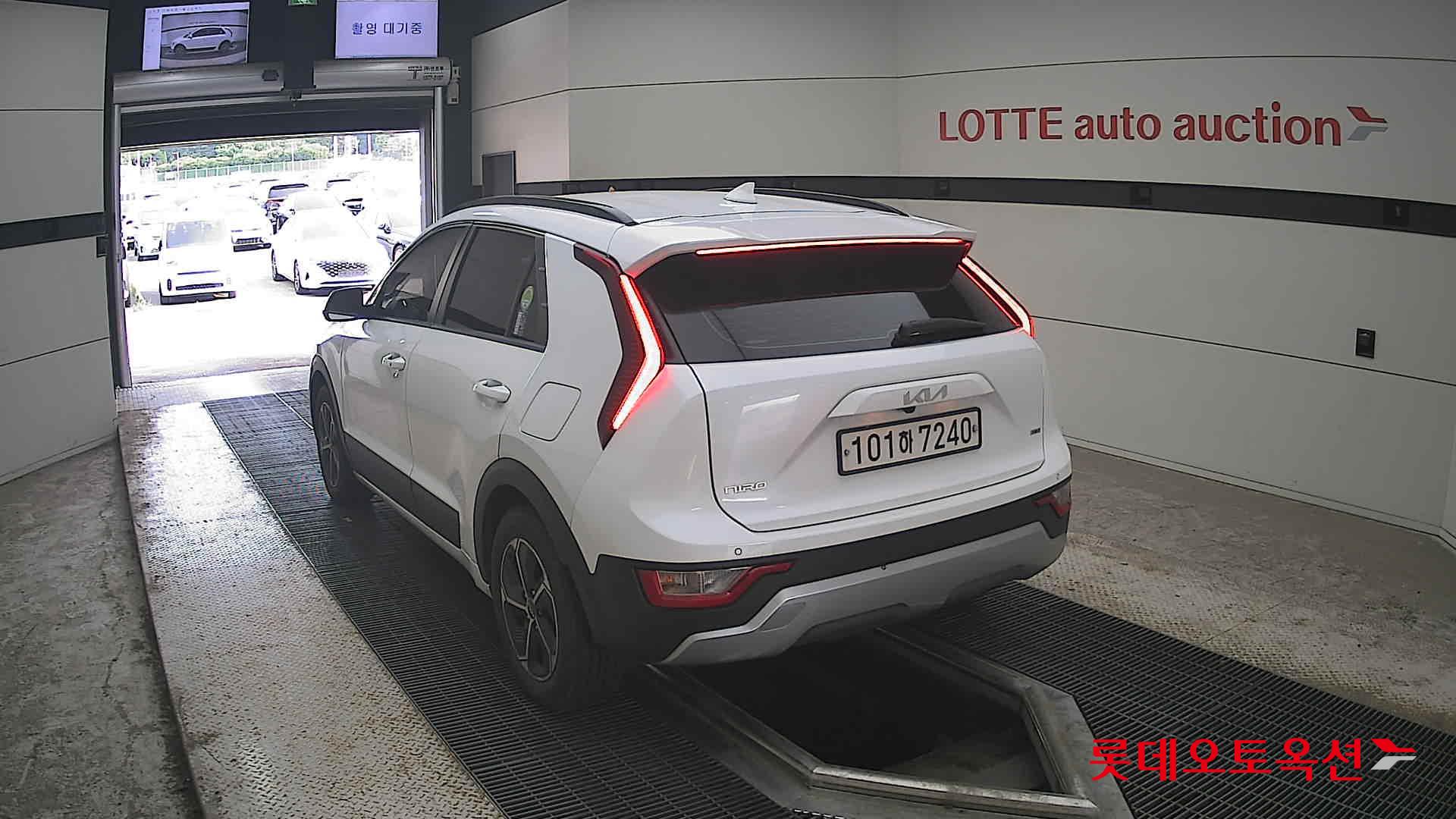 2022 - kia niro