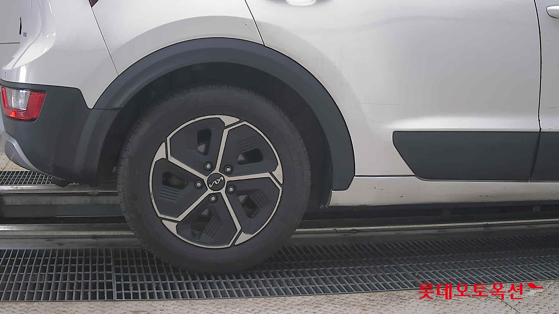 2022 - kia niro