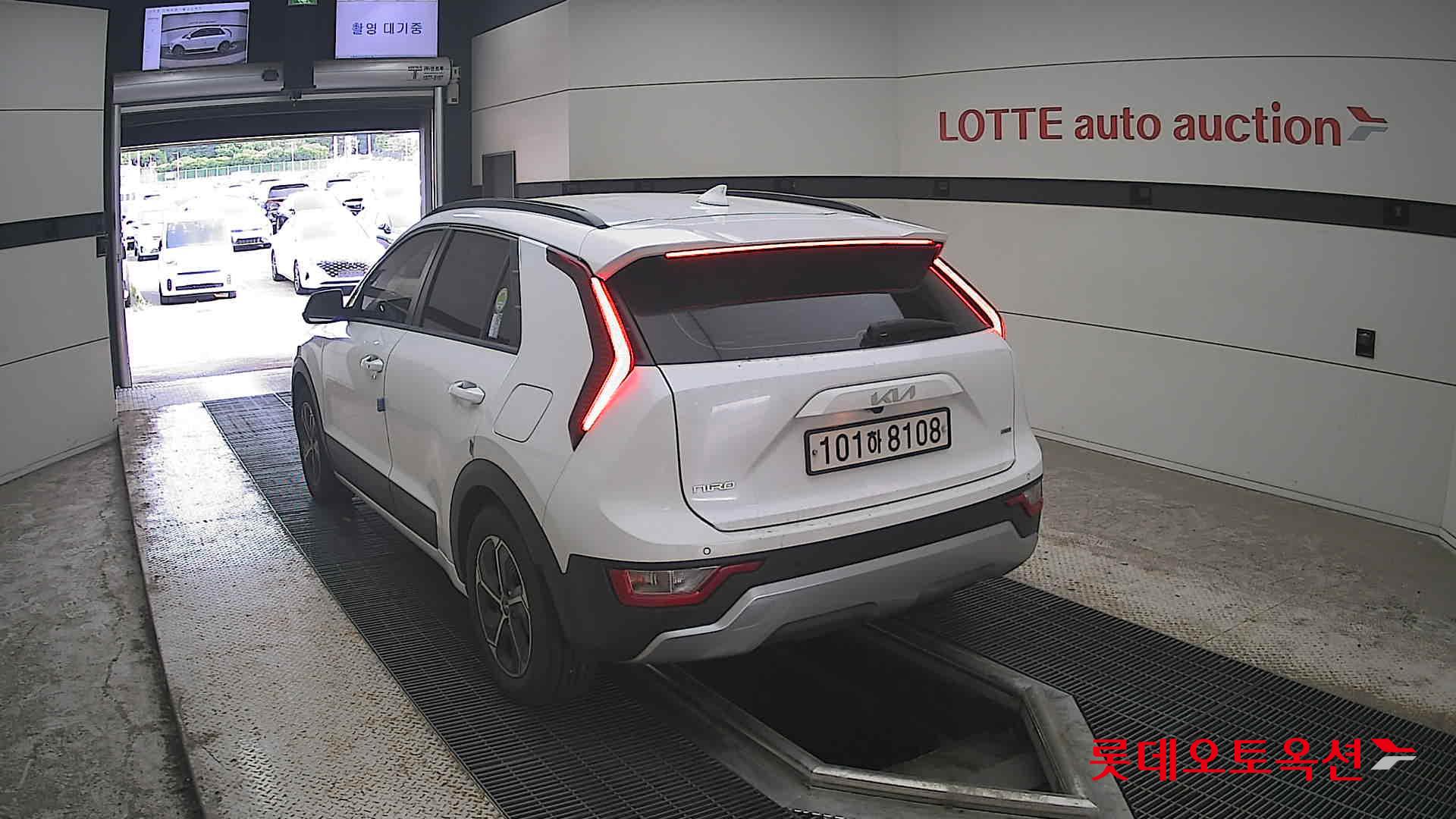 2022 - kia niro