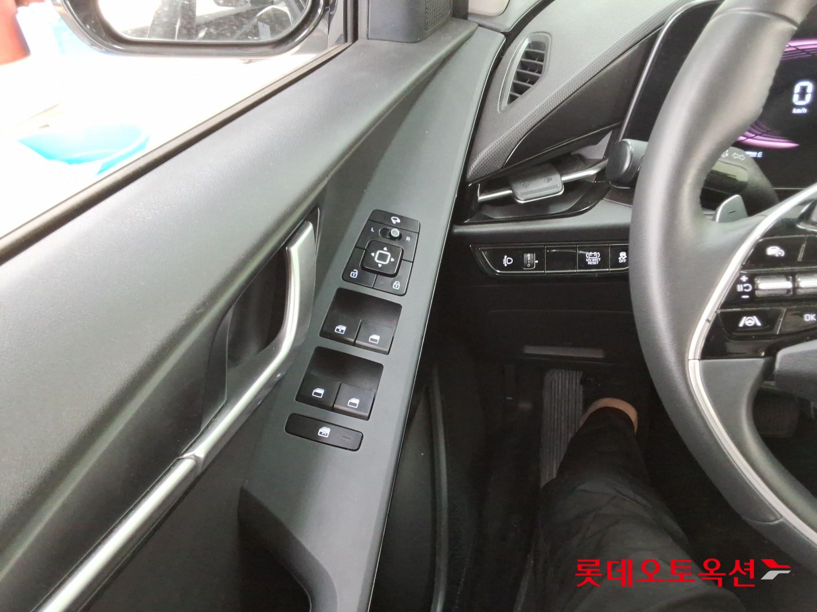 2022 - kia niro