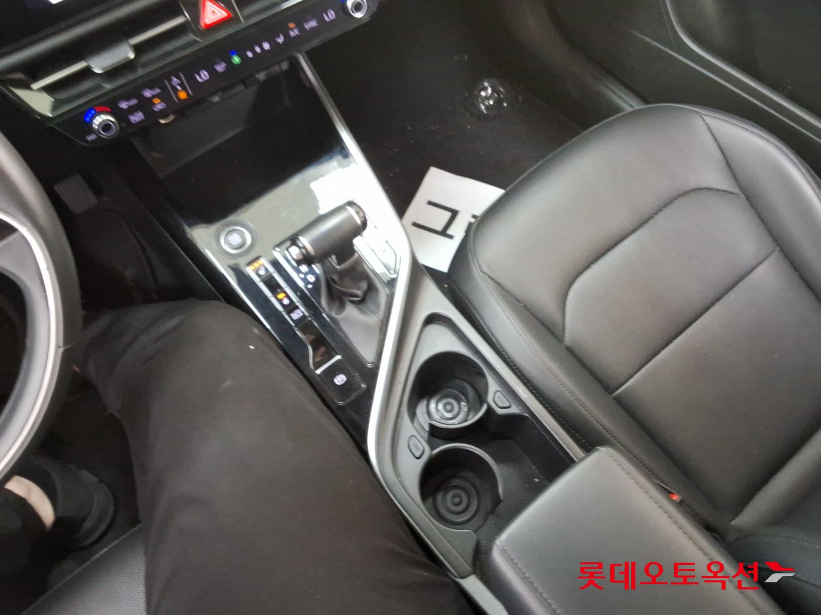 2022 - kia niro