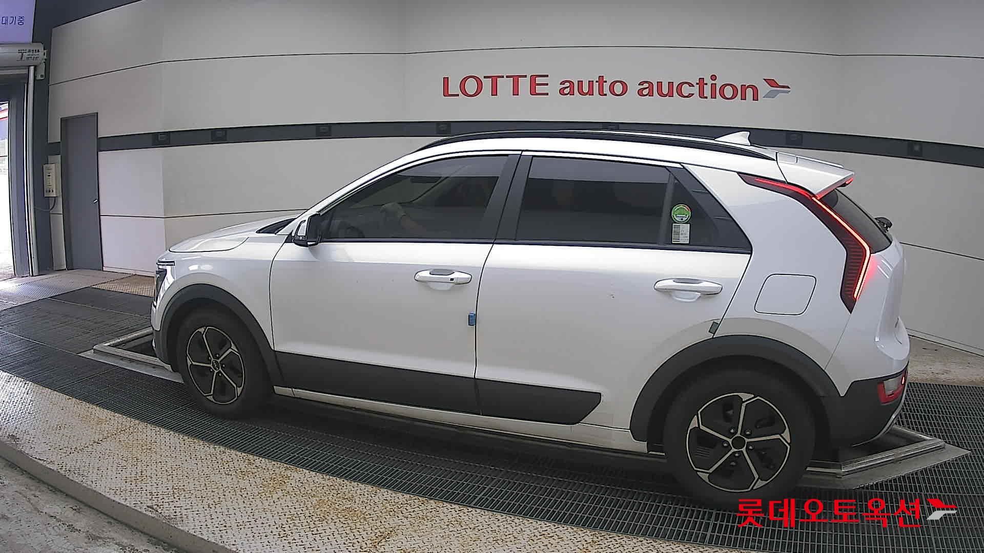 2022 - kia niro