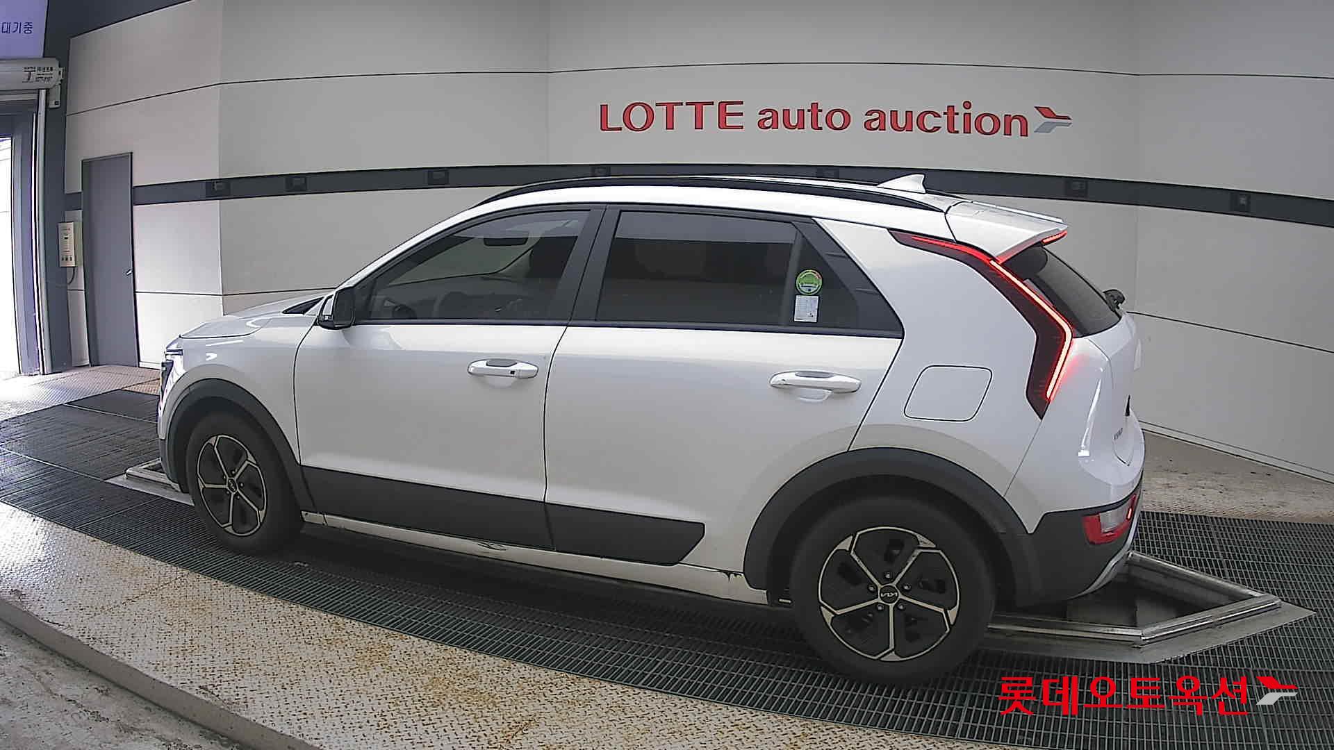 2022 - kia niro