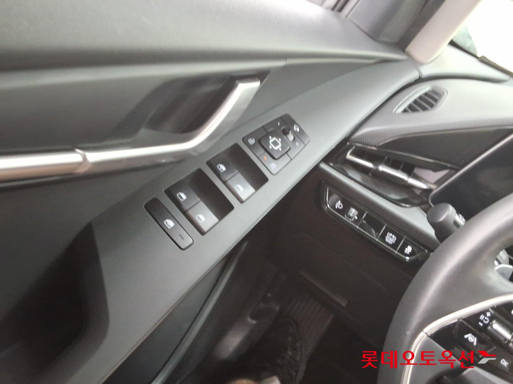 2022 - kia niro