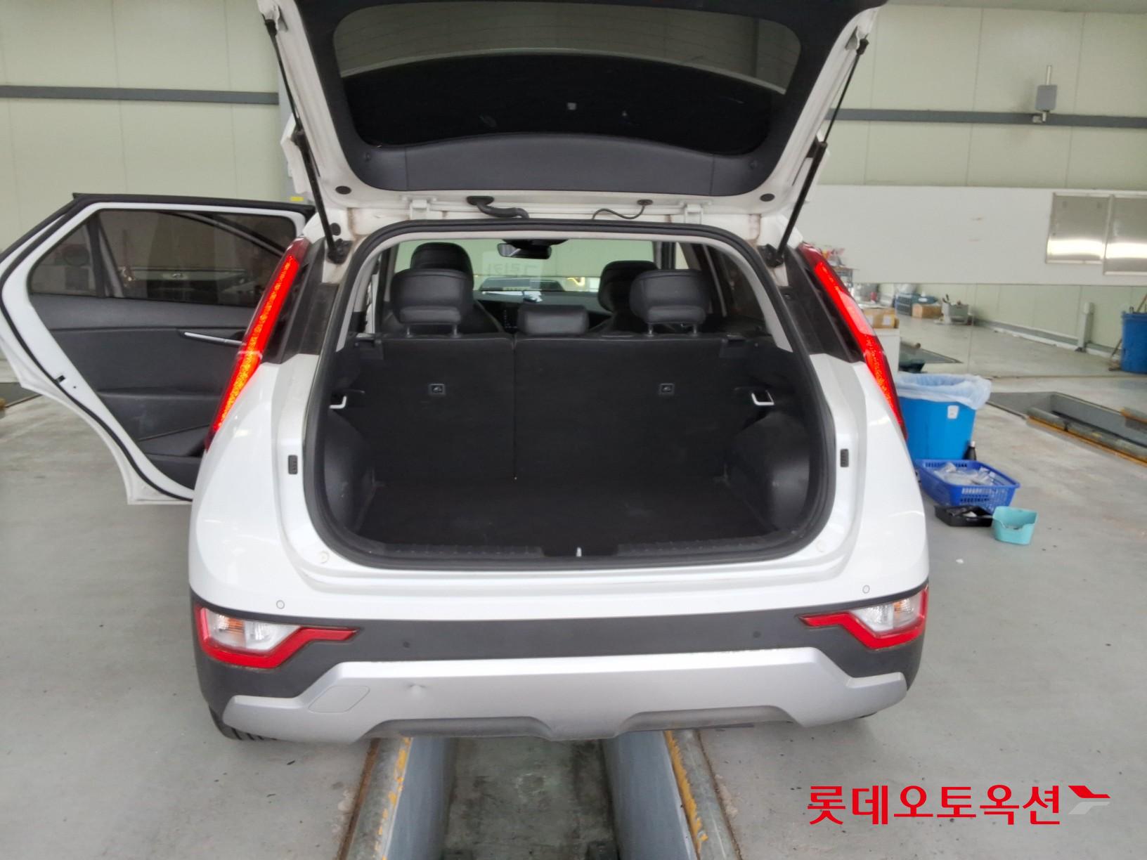 2022 - kia niro