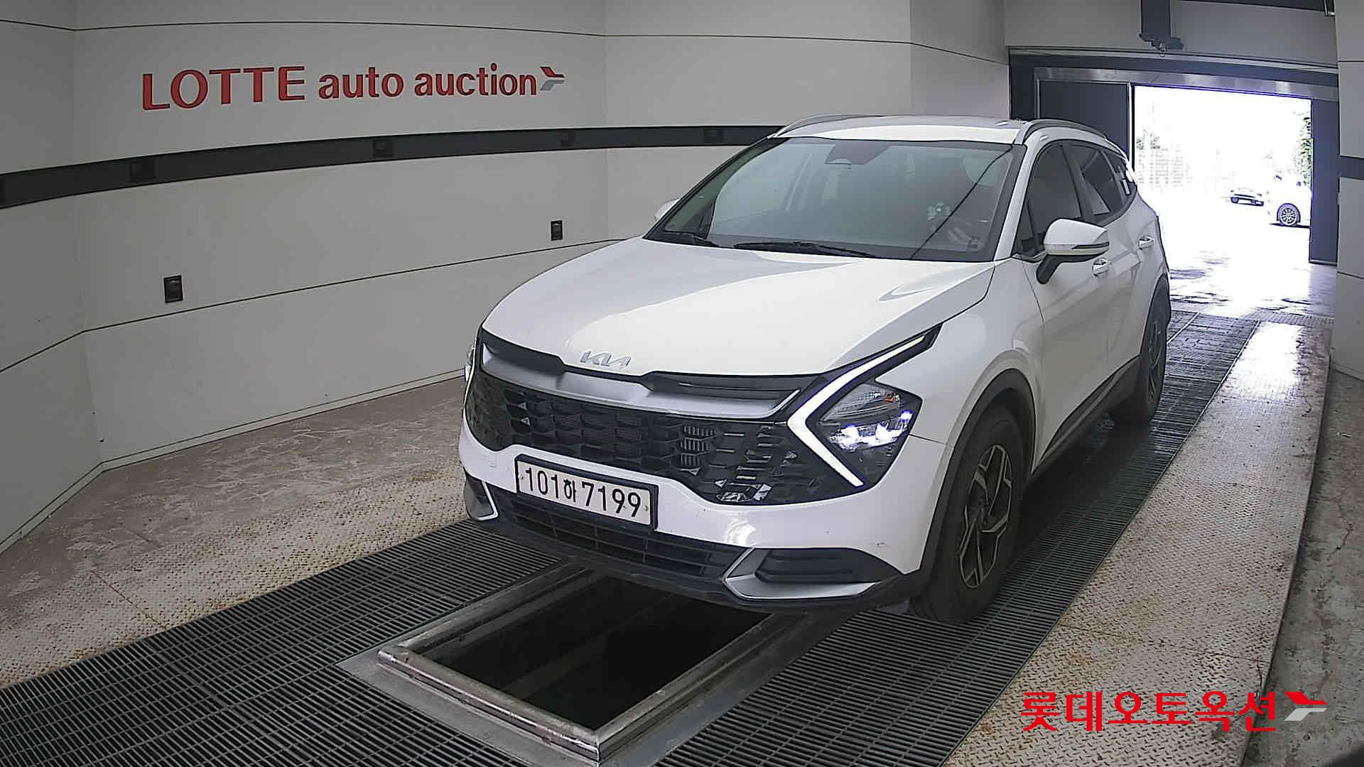 2022 - kia sportage