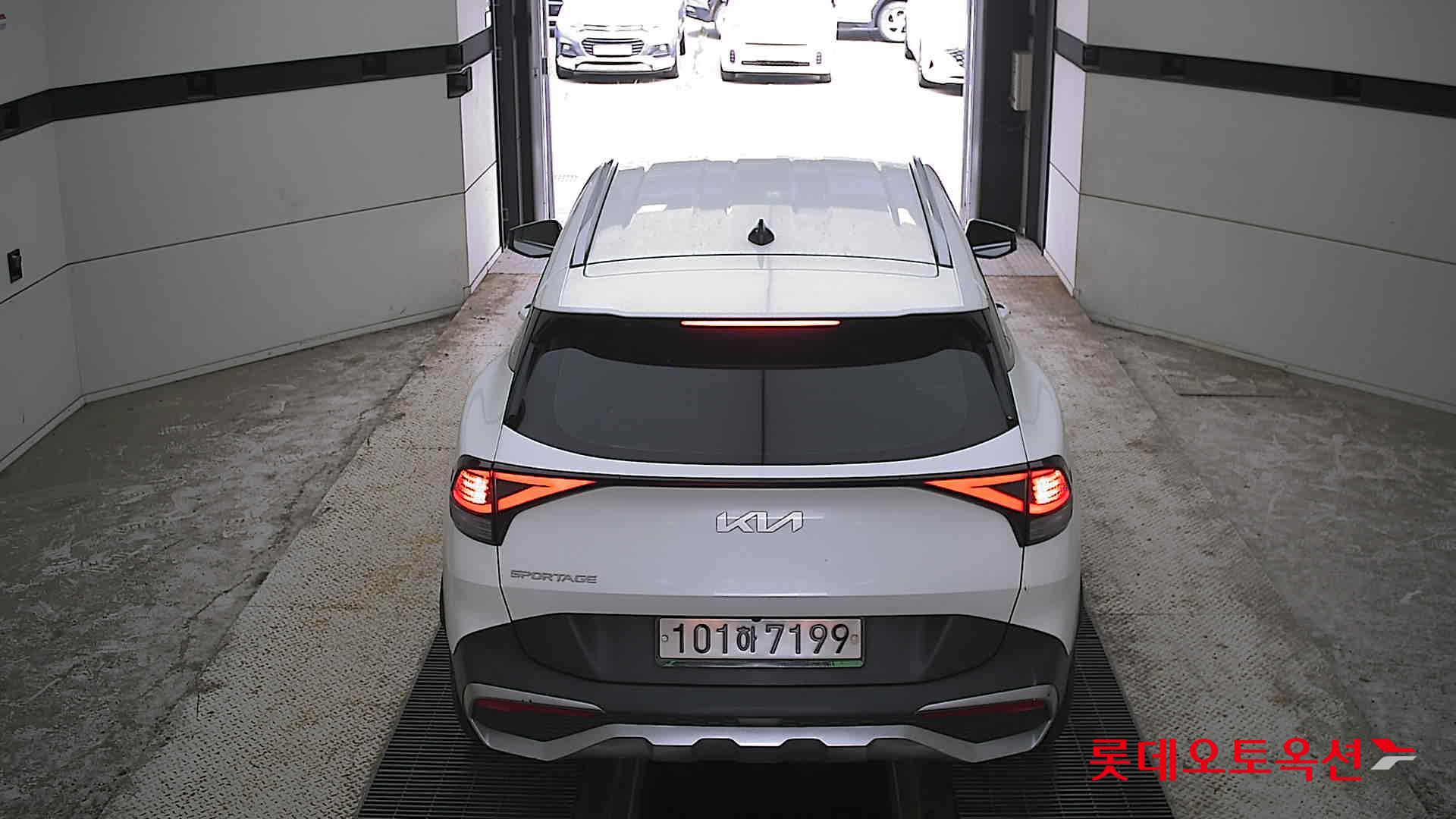 2022 - kia sportage