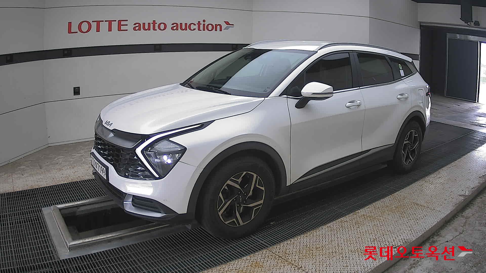 2022 - kia sportage