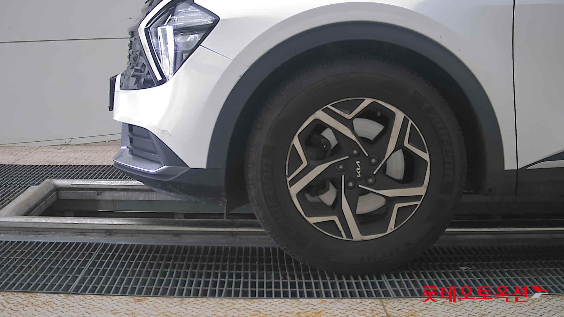 2022 - kia sportage