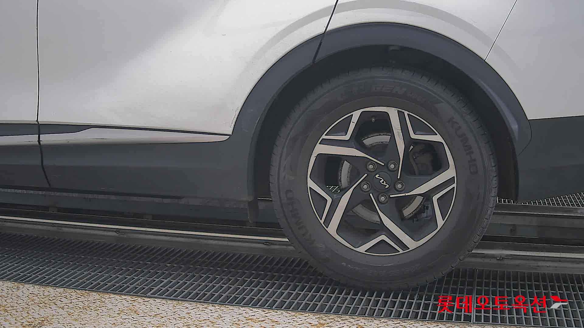 2022 - kia sportage