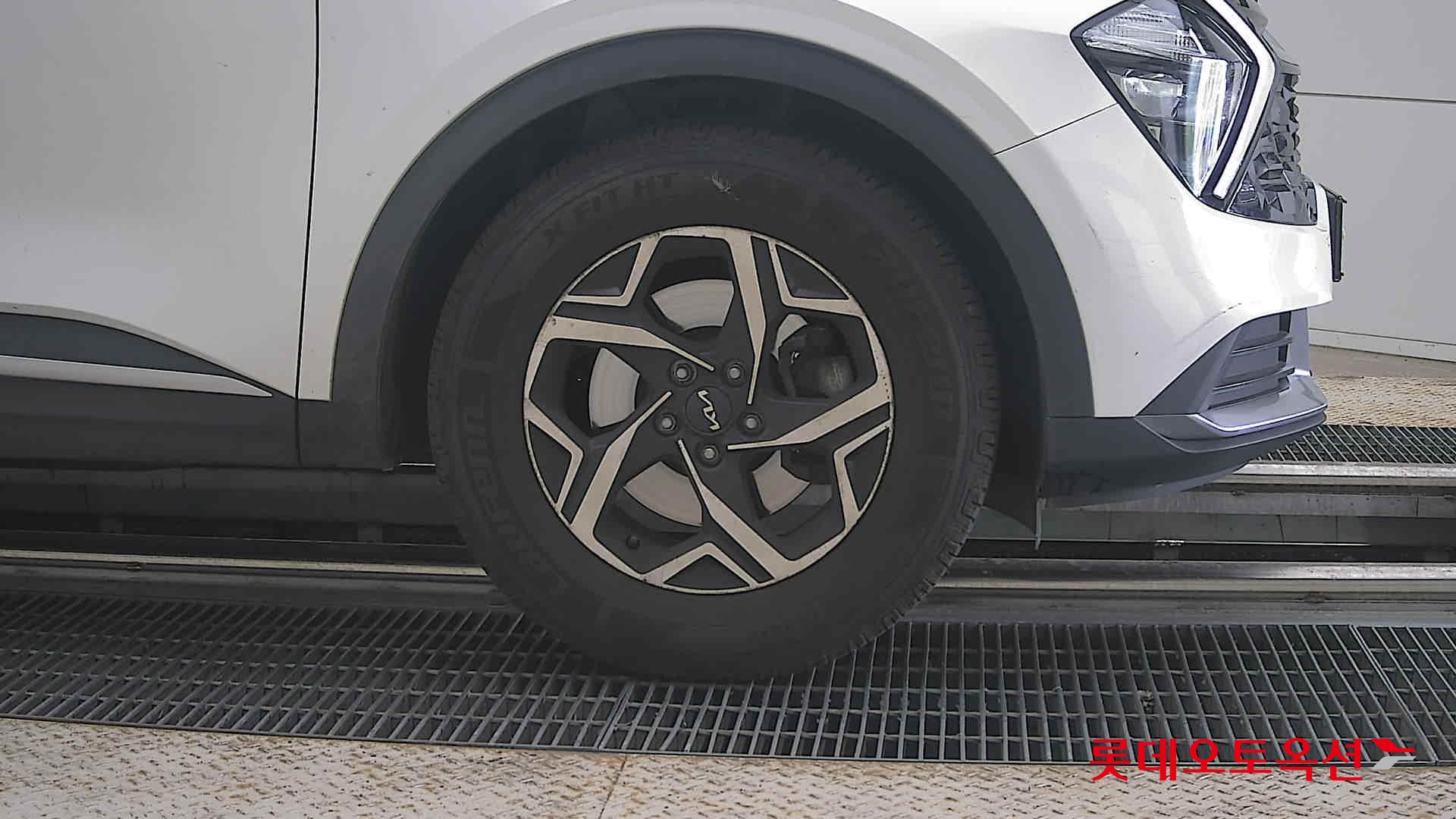 2022 - kia sportage