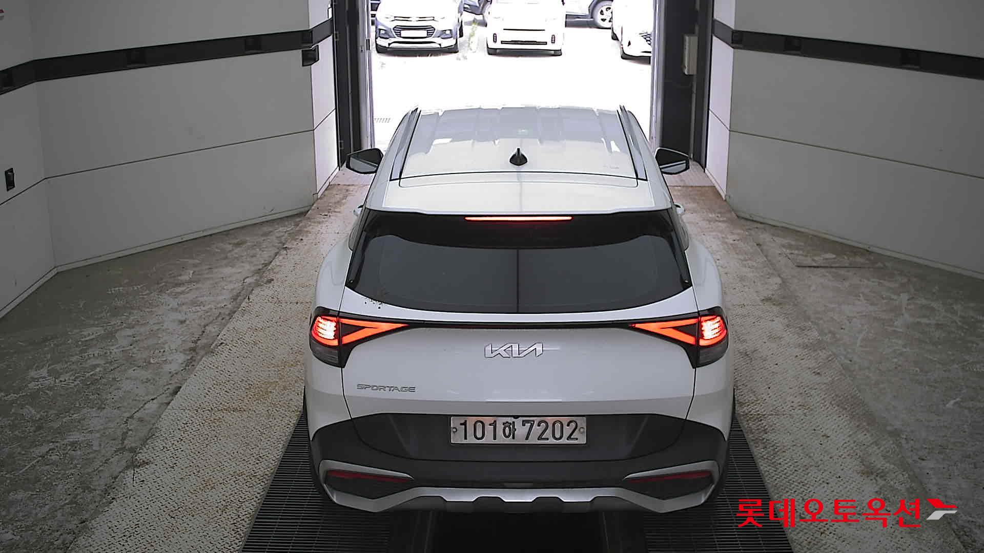 2022 - kia sportage