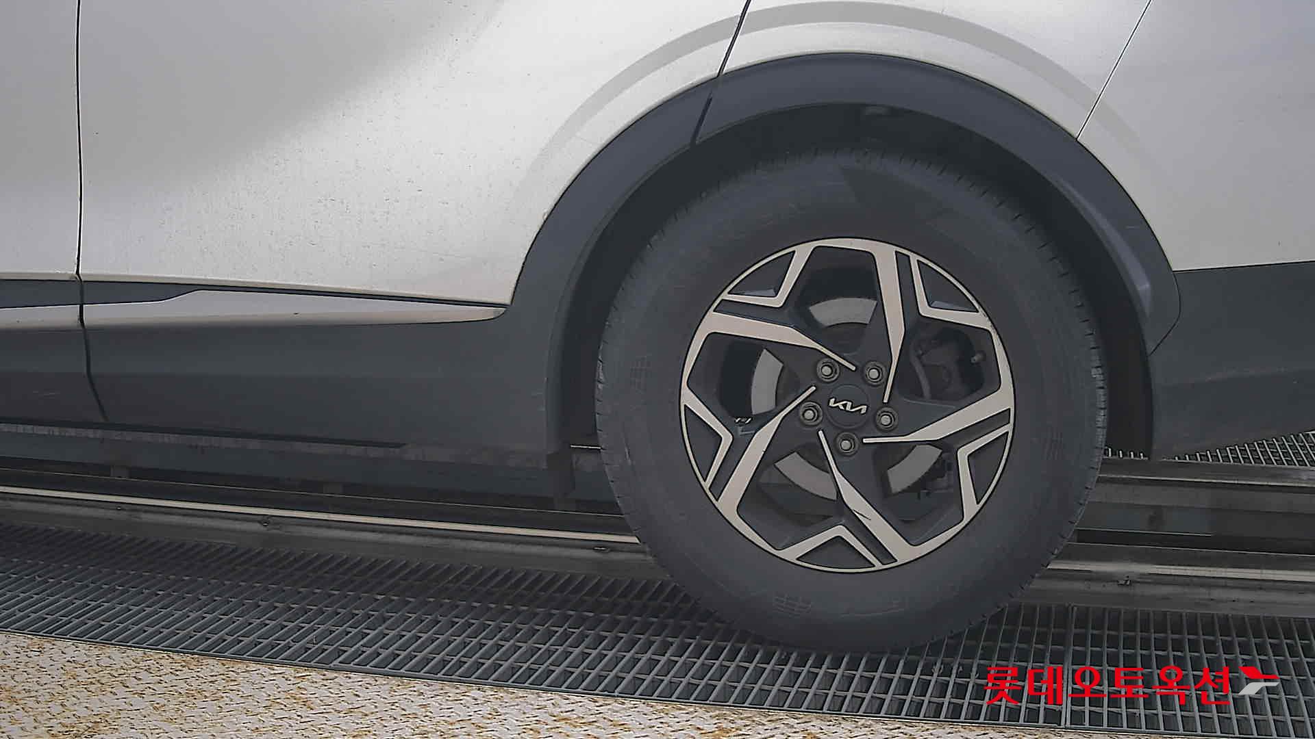 2022 - kia sportage