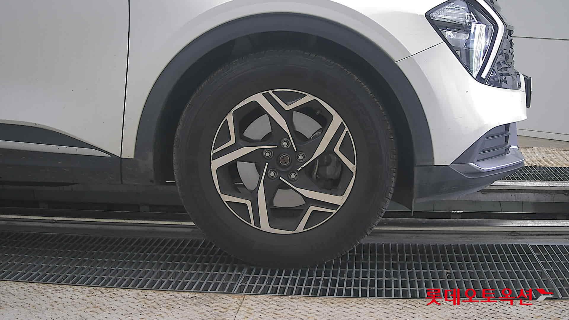 2022 - kia sportage