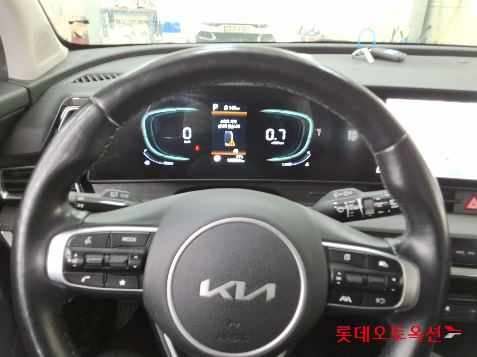2022 - kia sportage