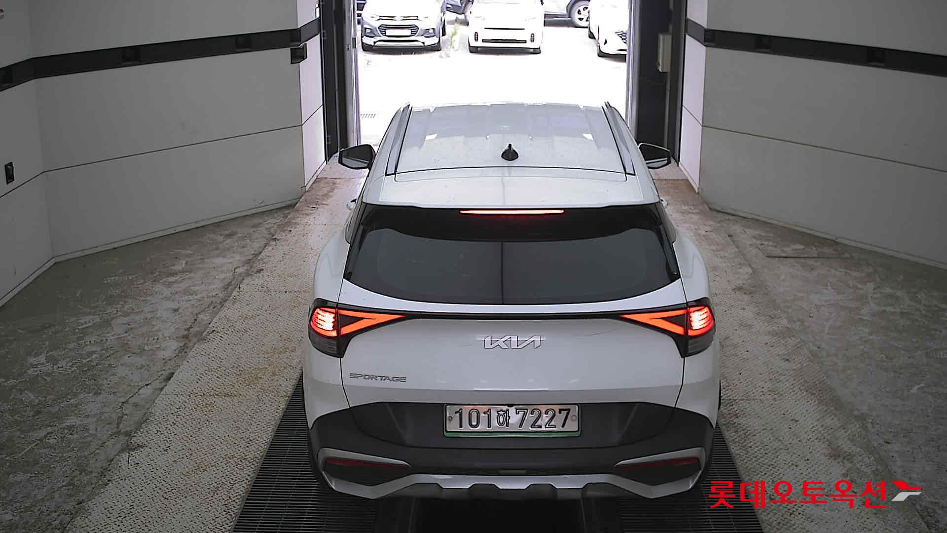 2022 - kia sportage