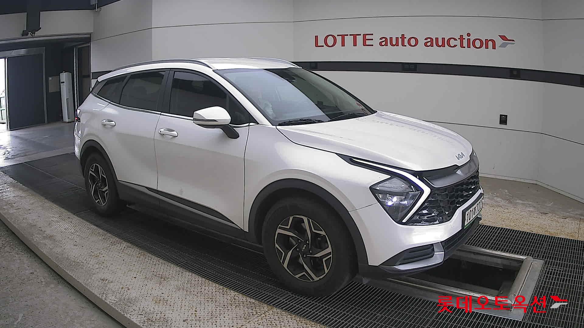 2022 - kia sportage